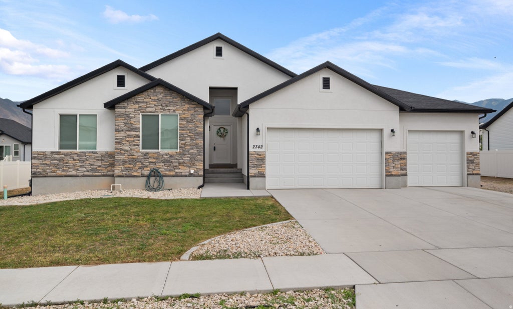 Photo of 2342 N 250 W, Tooele, UT 84074 (MLS # 2186825)