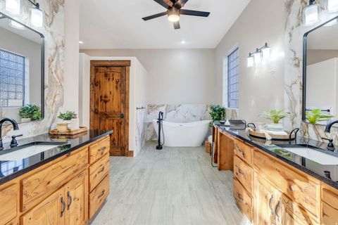 Tiny photo for 1146 N COTTAGE WAY, Midway, UT 84049 (MLS # 2121499)