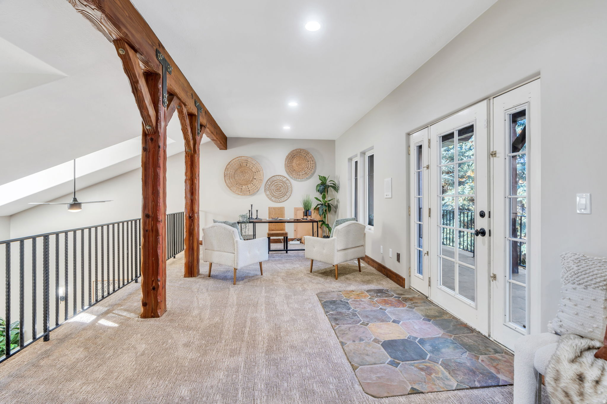 COTTAGES ON THE GREEN - Residential