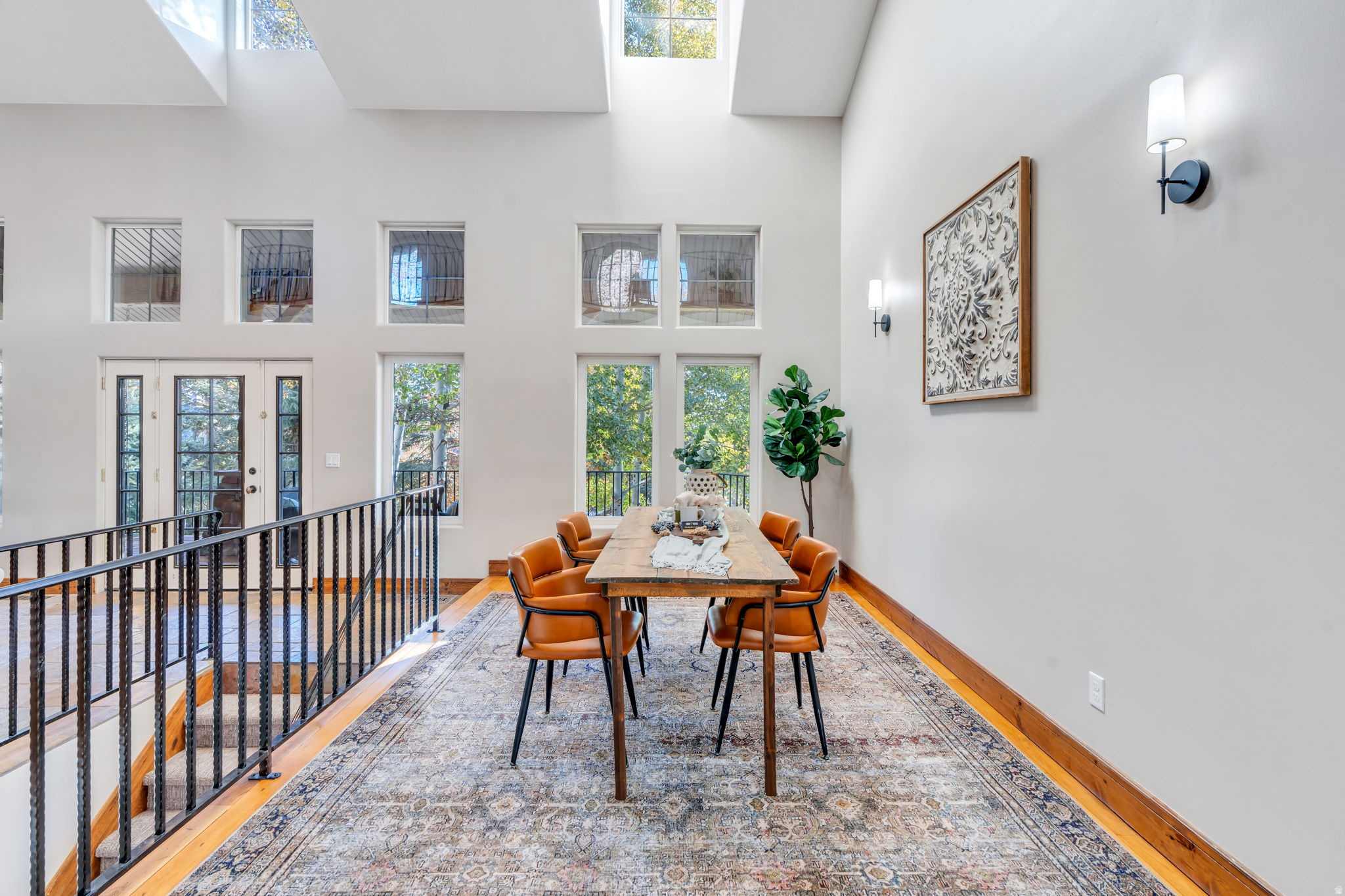 COTTAGES ON THE GREEN - Residential