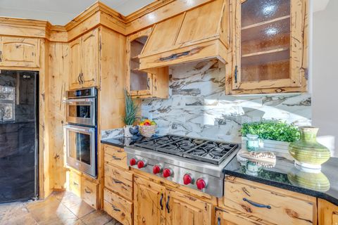 Tiny photo for 1146 N COTTAGE WAY, Midway, UT 84049 (MLS # 2121499)