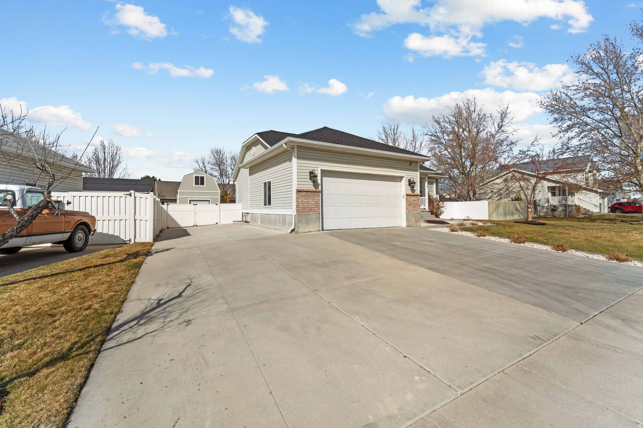 GOLF COURSE ISLAND SUB - Residential