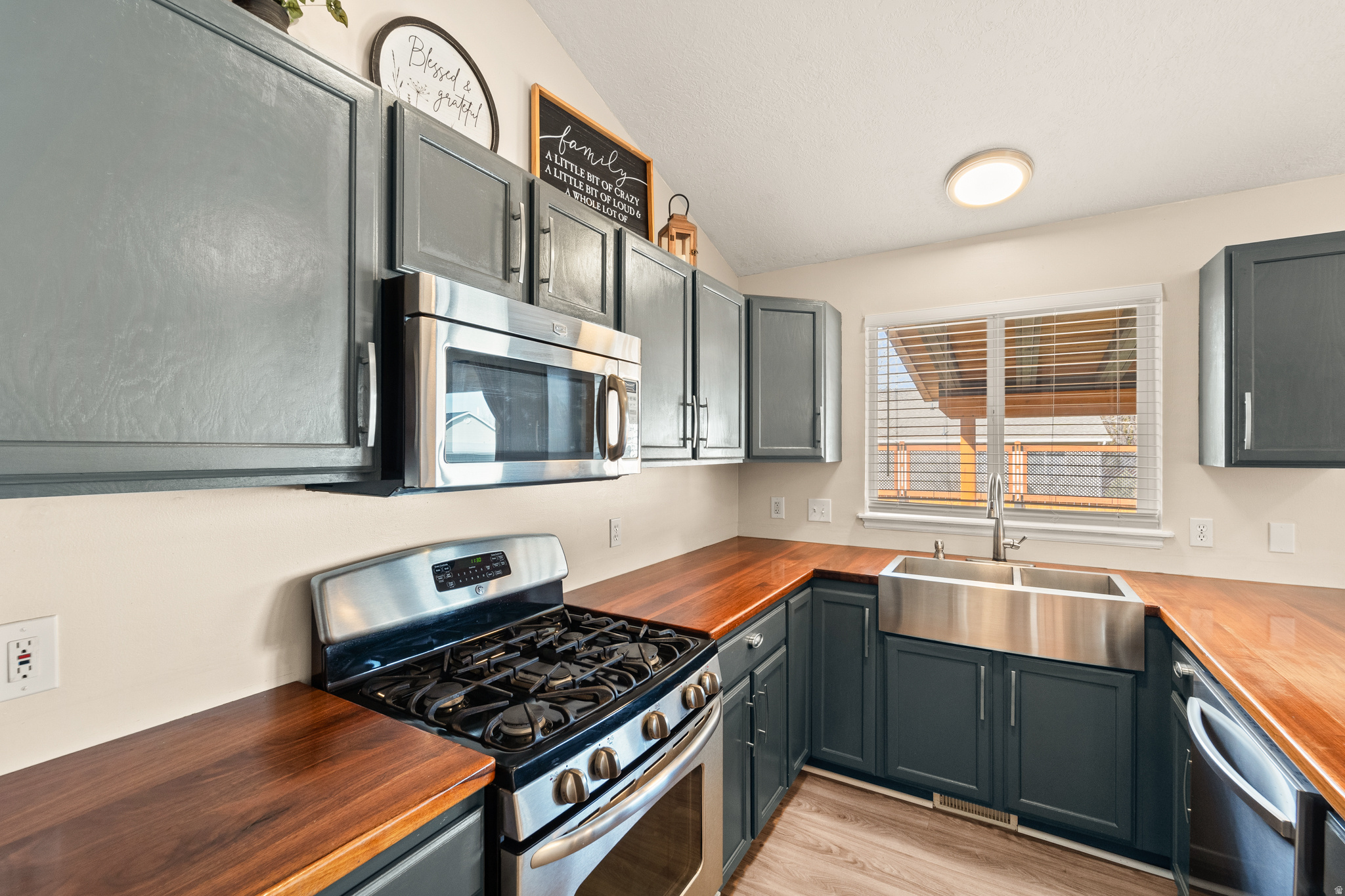 GOLF COURSE ISLAND SUB - Residential