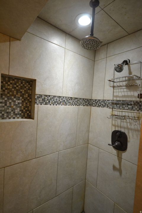 Tiny photo for 2765 E 7825 S, South Weber, UT 84405 (MLS # 2144194)