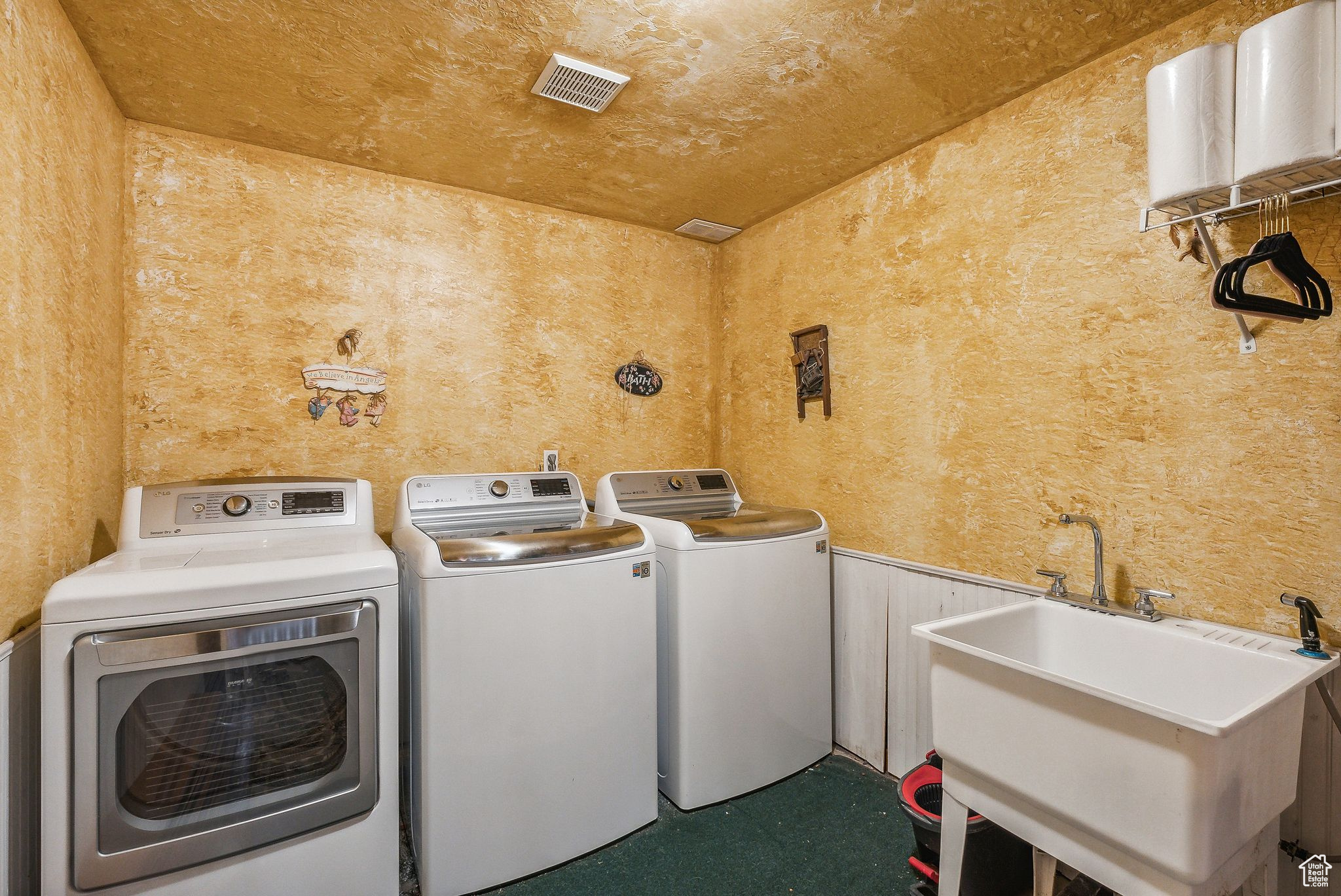 CEDAR PASS RANCH - Residential