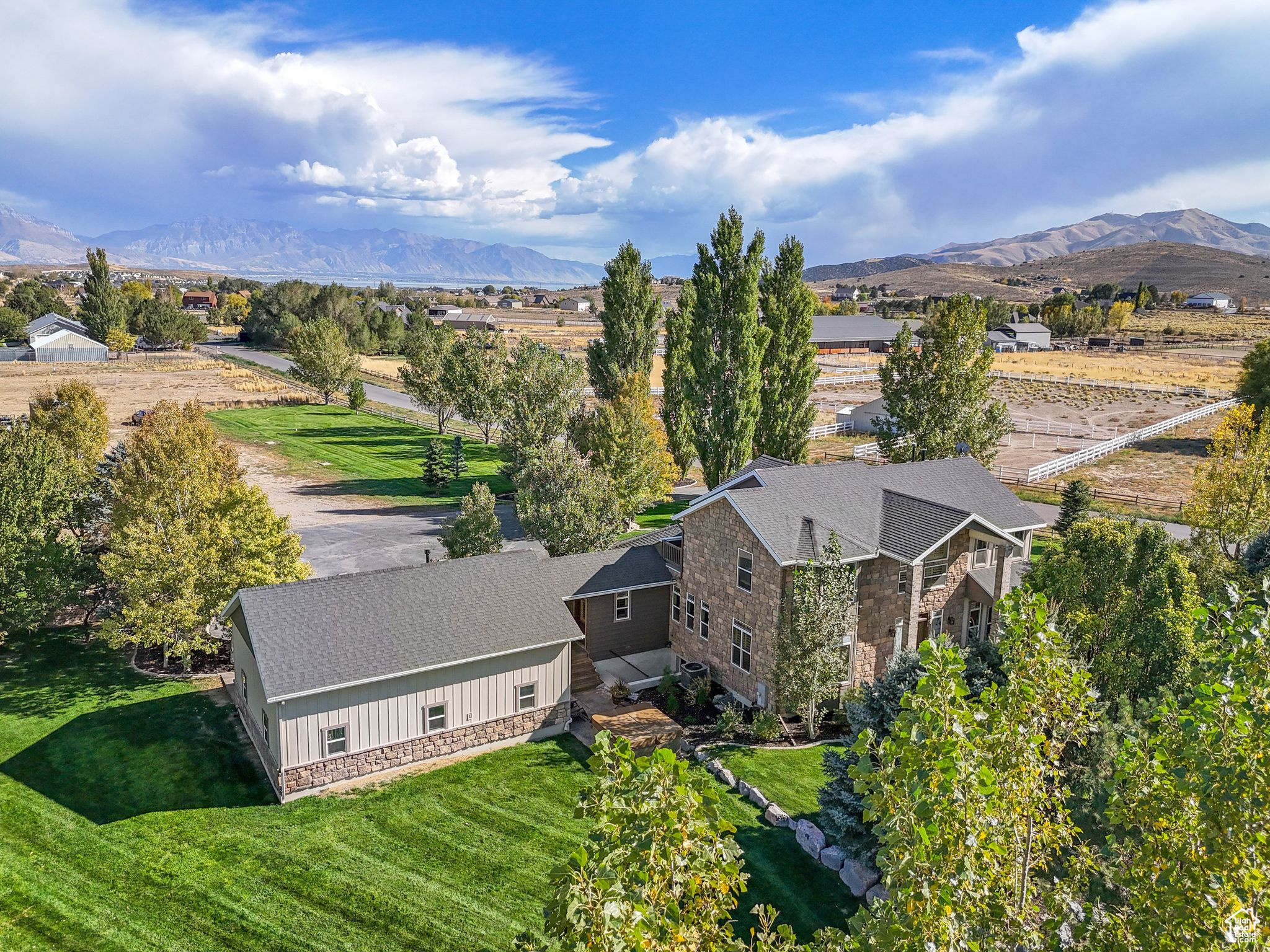 CEDAR PASS RANCH - Residential