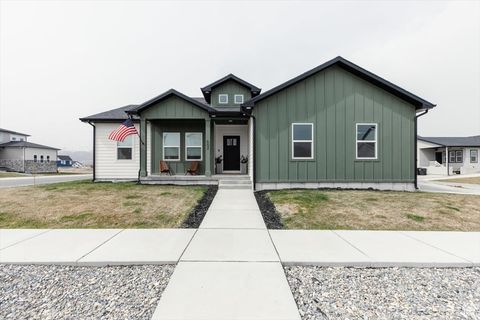 MLS: 2074083