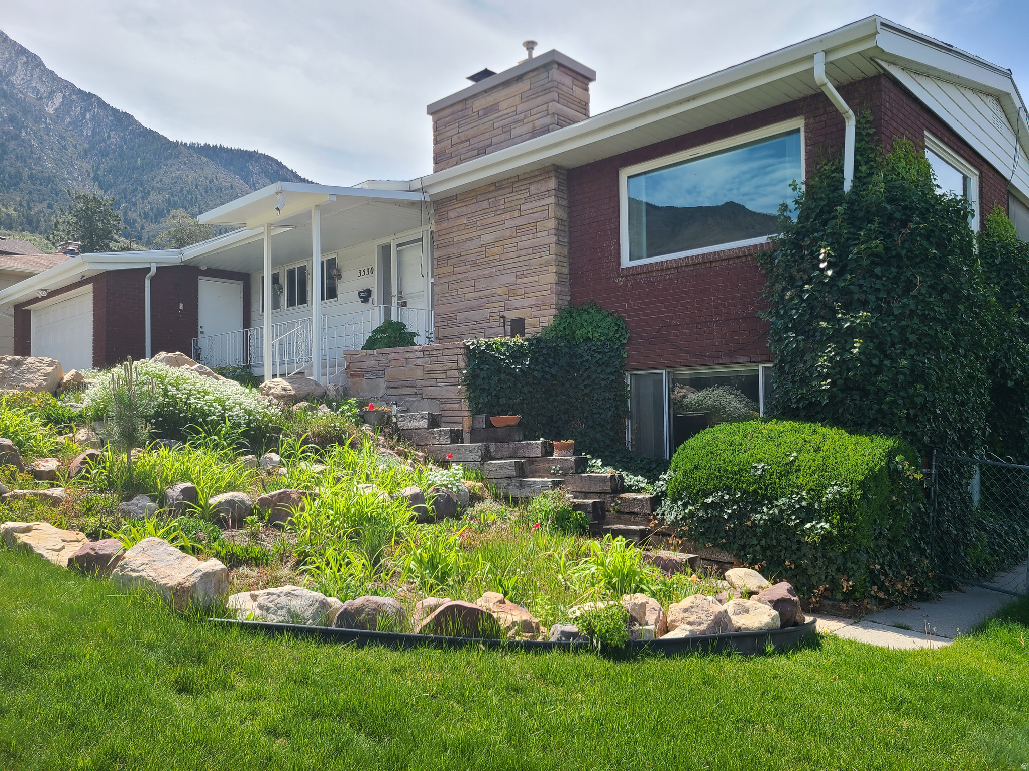MOUNT OLYMPUS HILLS - Residential