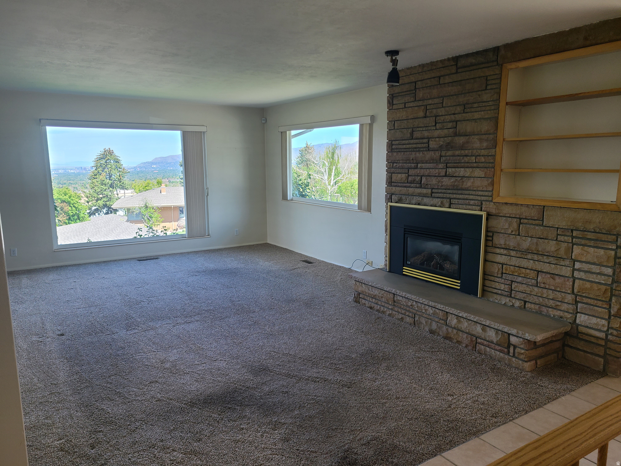 MOUNT OLYMPUS HILLS - Residential