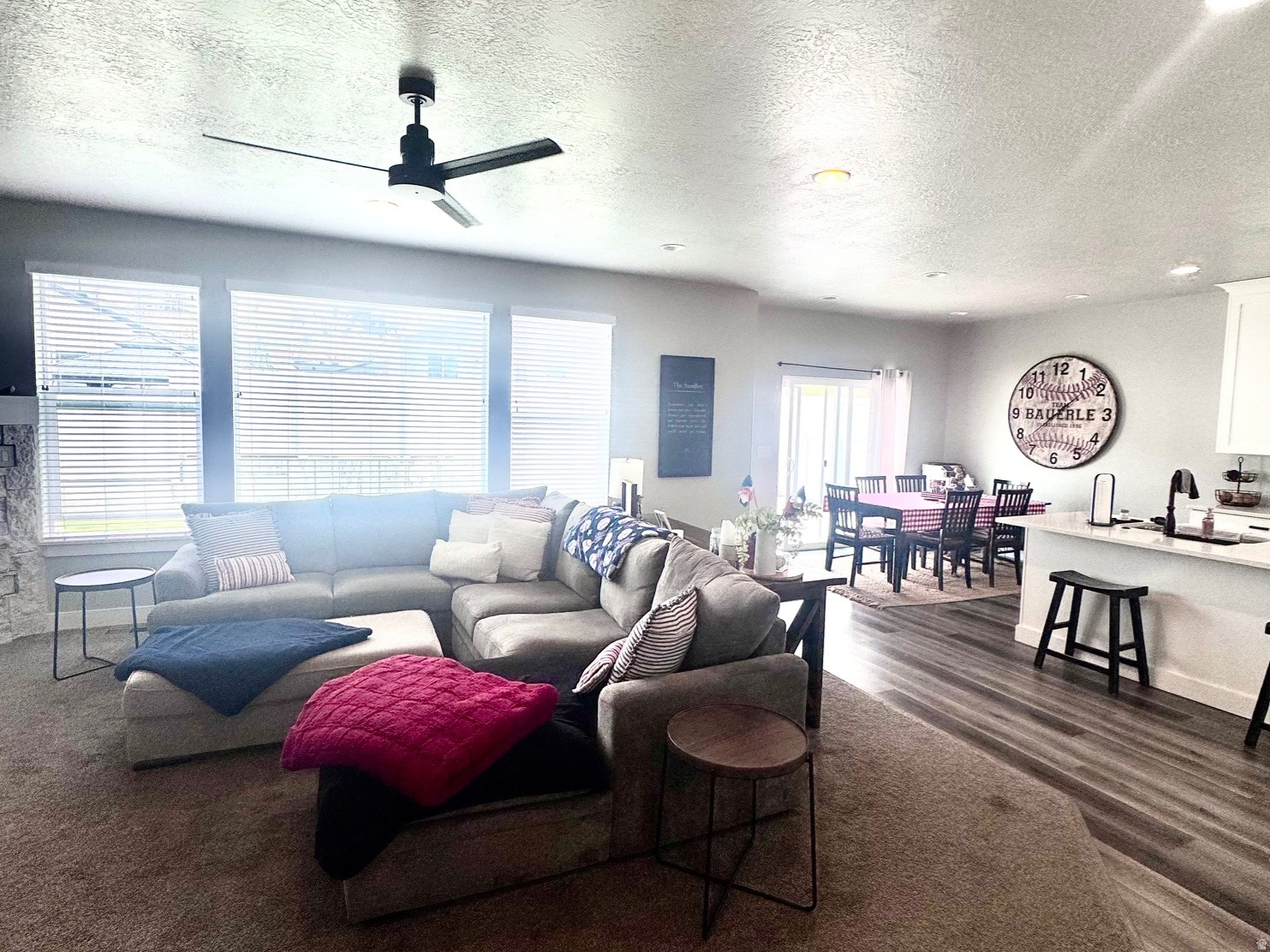 MOUNTAIN VISTA - Residential