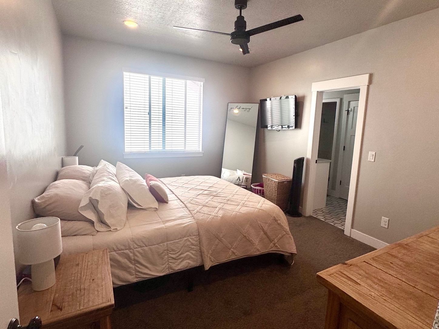 MOUNTAIN VISTA - Residential