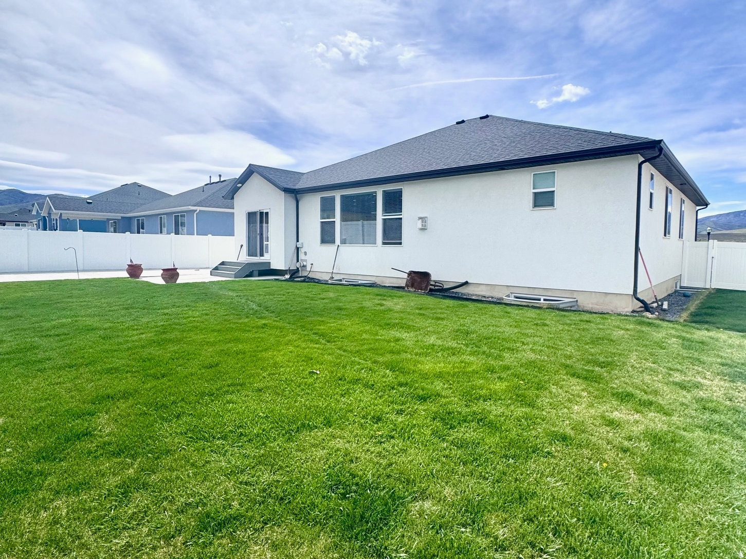 MOUNTAIN VISTA - Residential