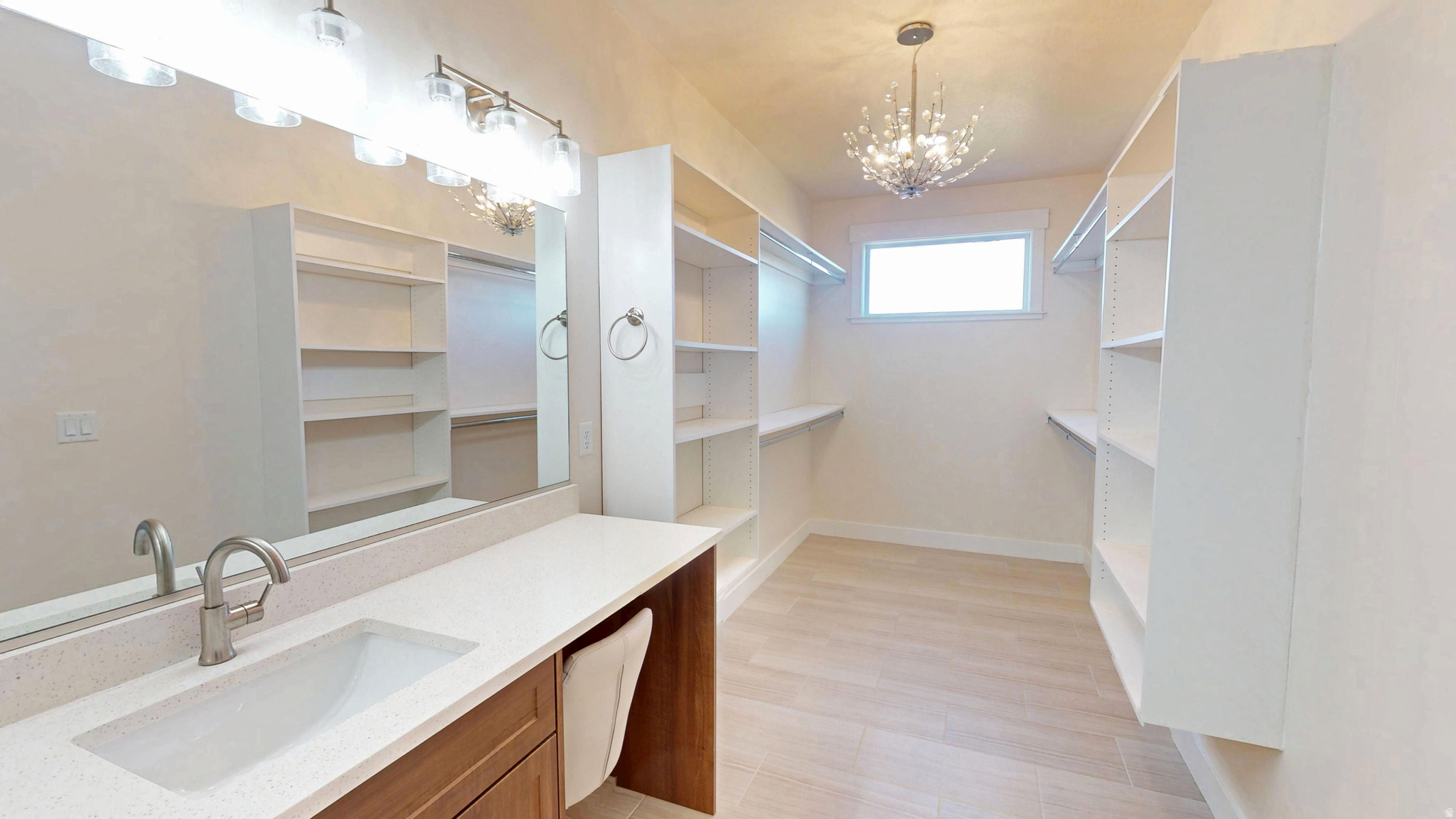 CANYONS EDGE - Residential