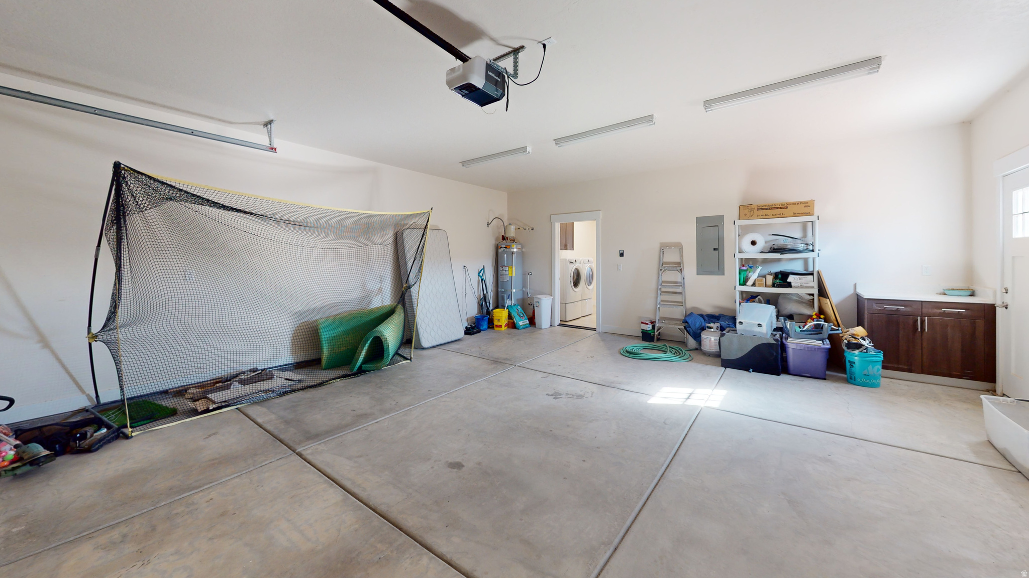 CANYONS EDGE - Residential