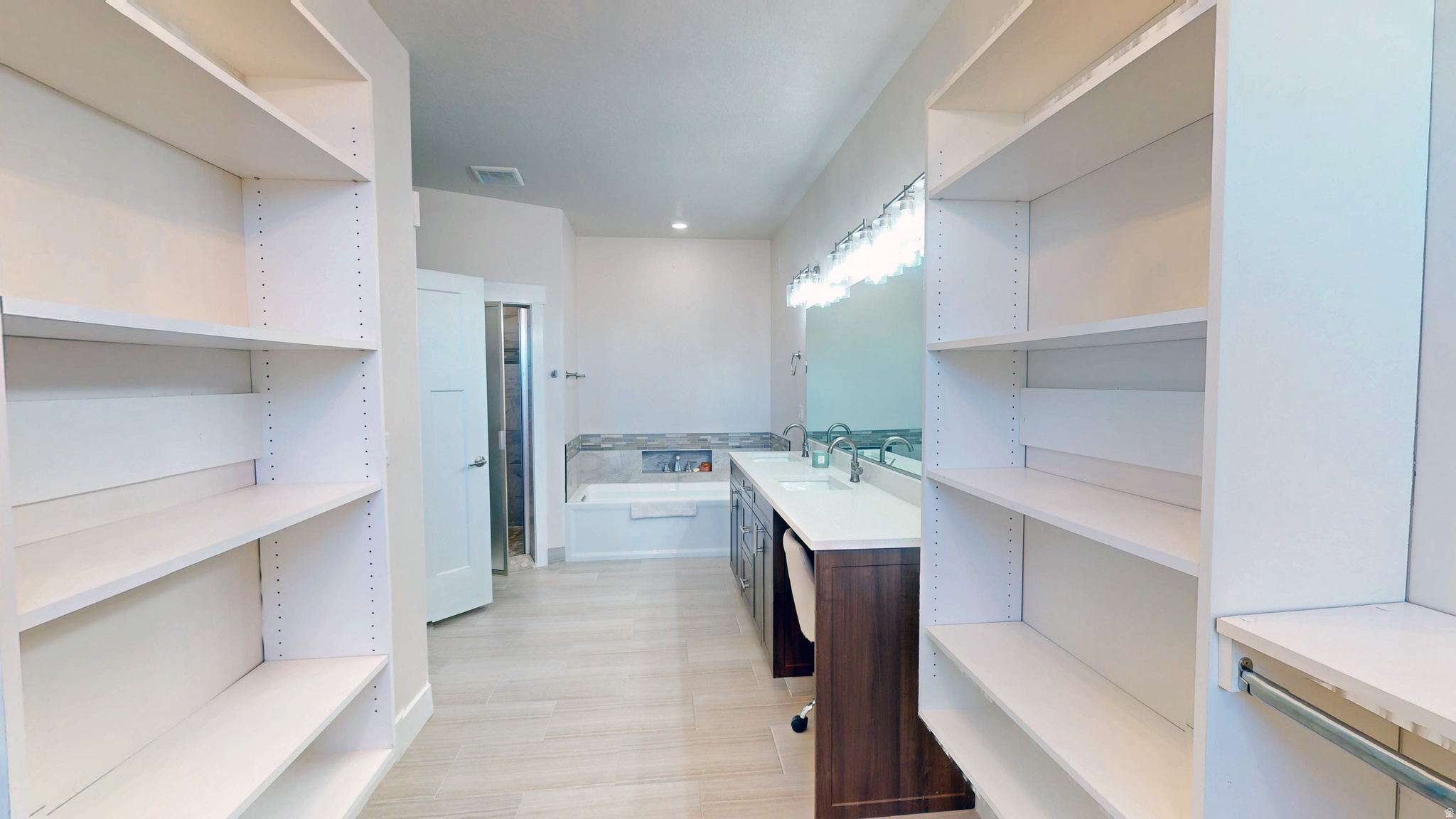 CANYONS EDGE - Residential