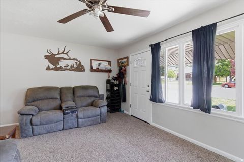 Tiny photo for 837 POLK AVE, North Ogden, UT 84404 (MLS # 2156250)