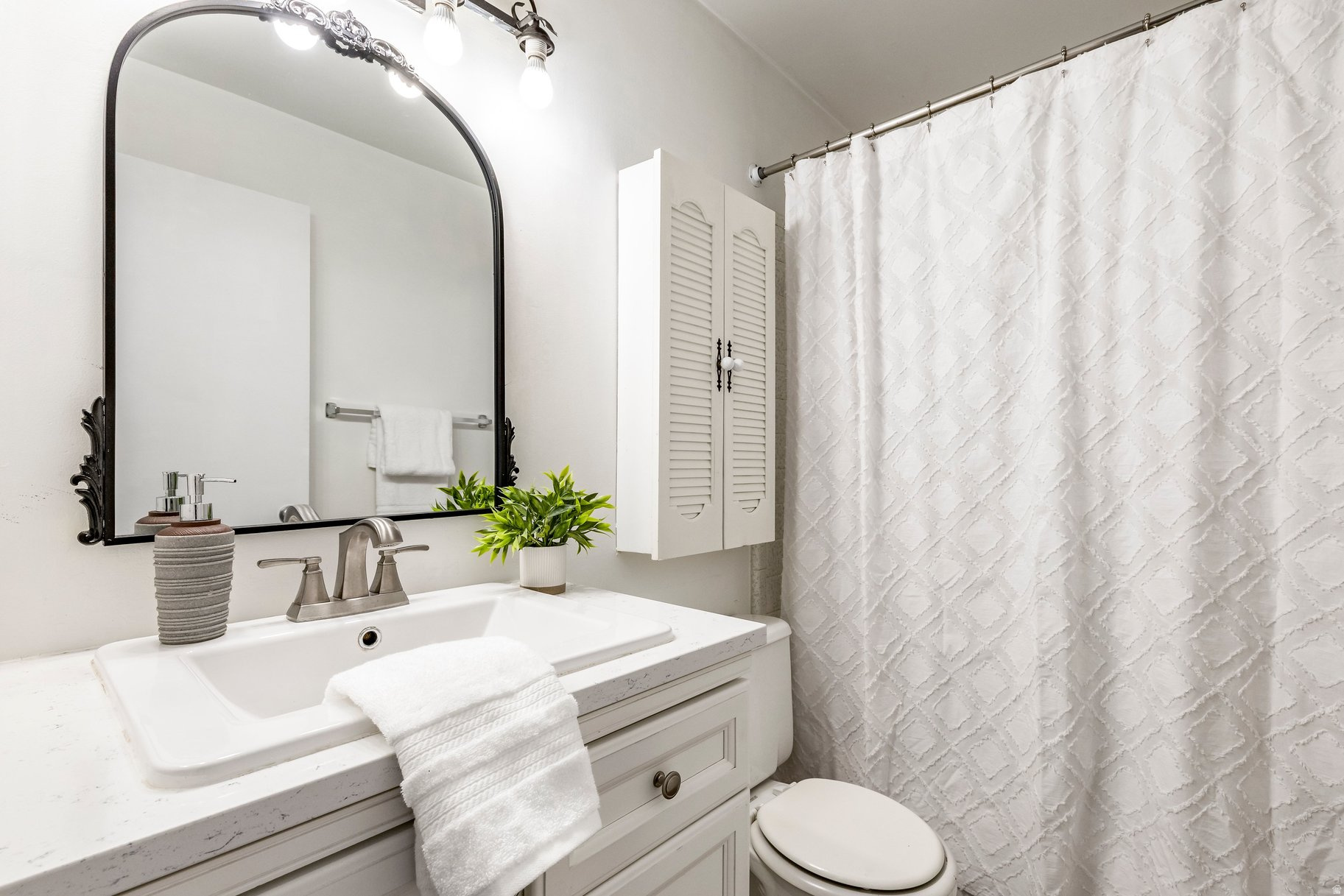 CAPITOL - Residential