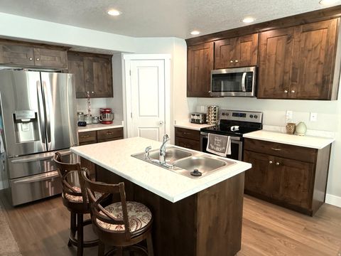 Tiny photo for 969 N APPLE SEED LN, Santaquin, UT 84655 (MLS # 2138740)