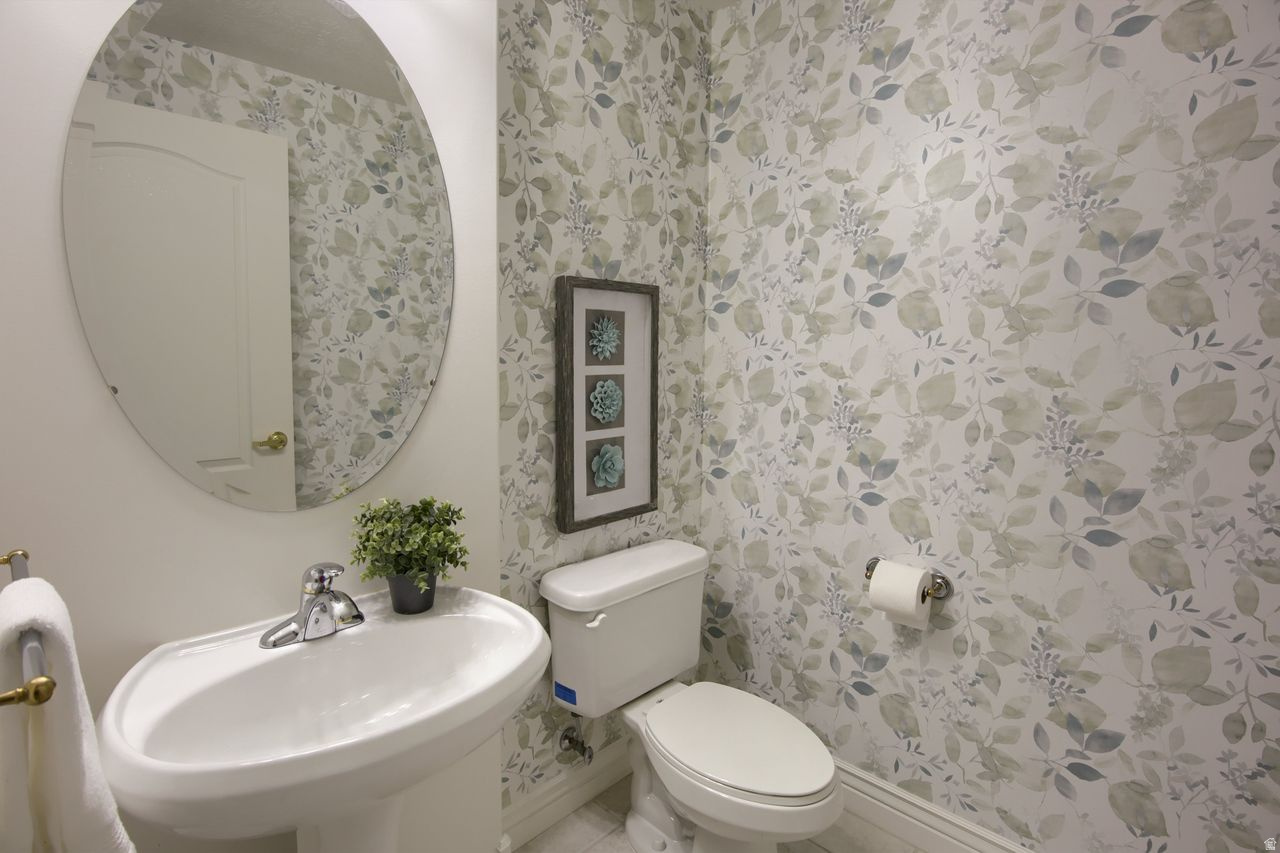 PRESIDENTIAL CLUB - Residential