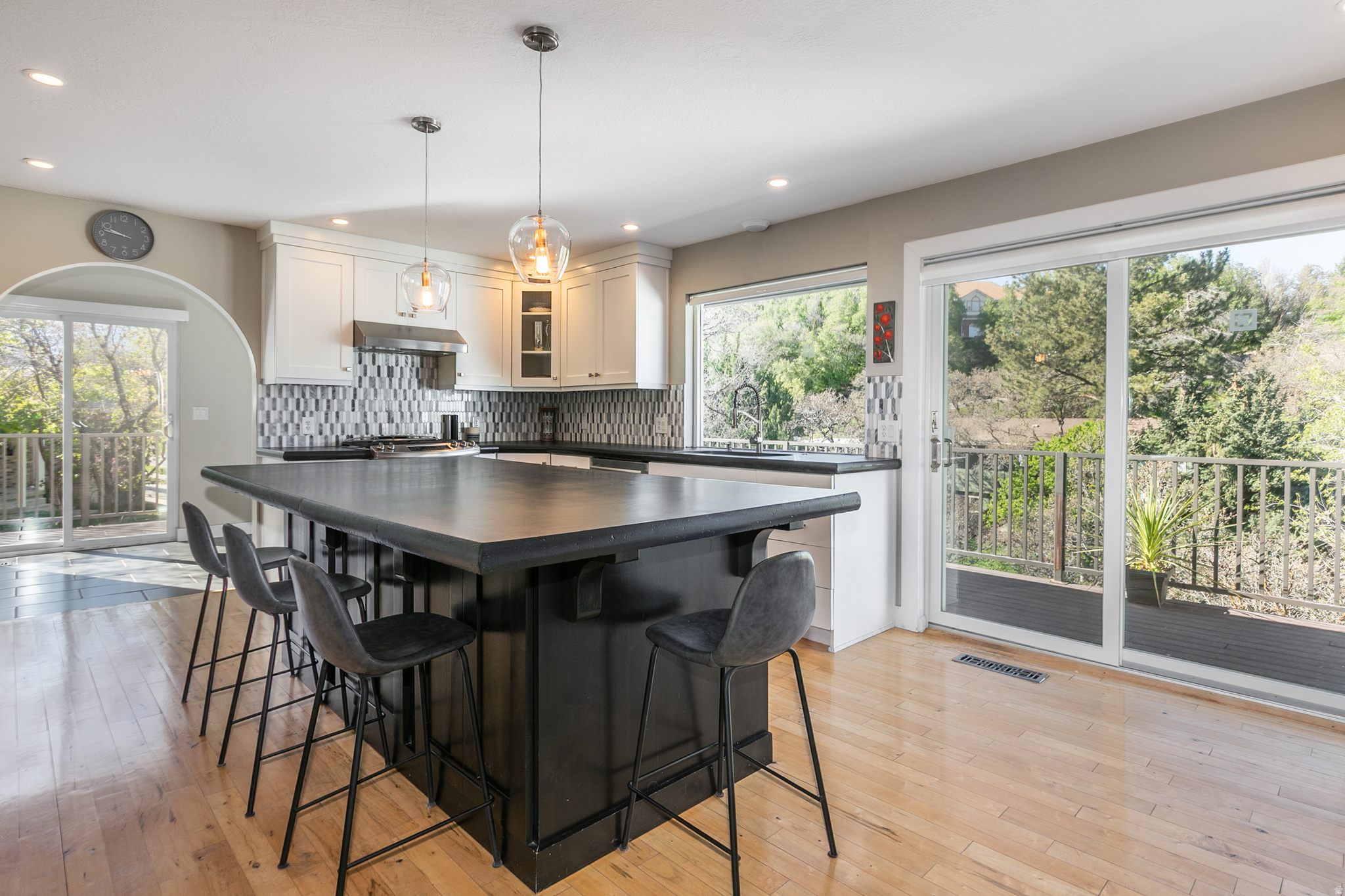 SHADOW VALLEY - Residential
