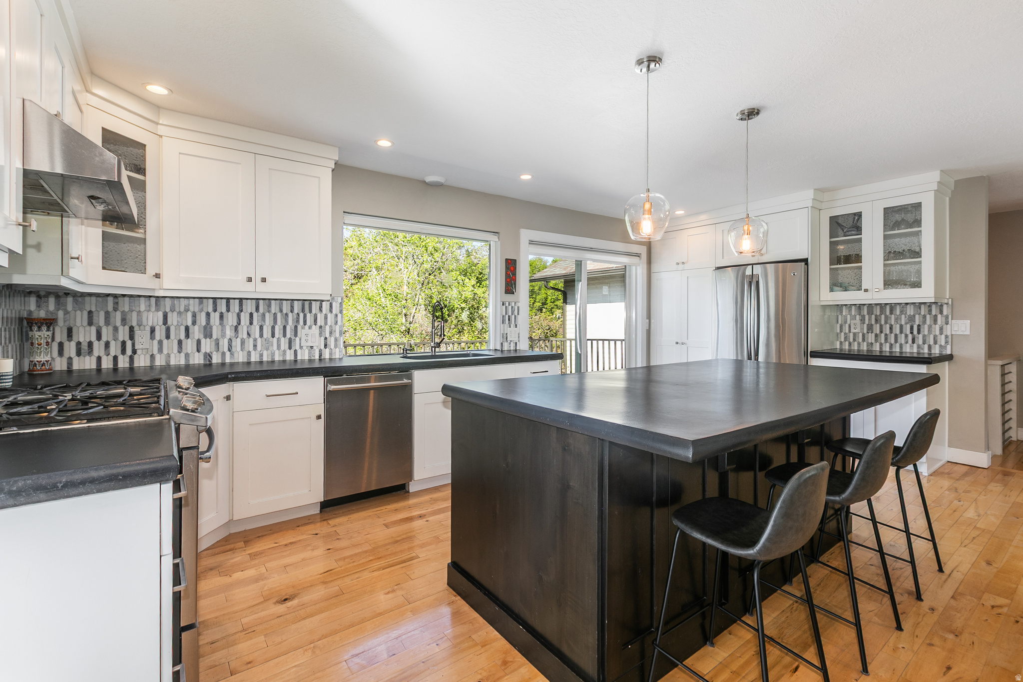 SHADOW VALLEY - Residential