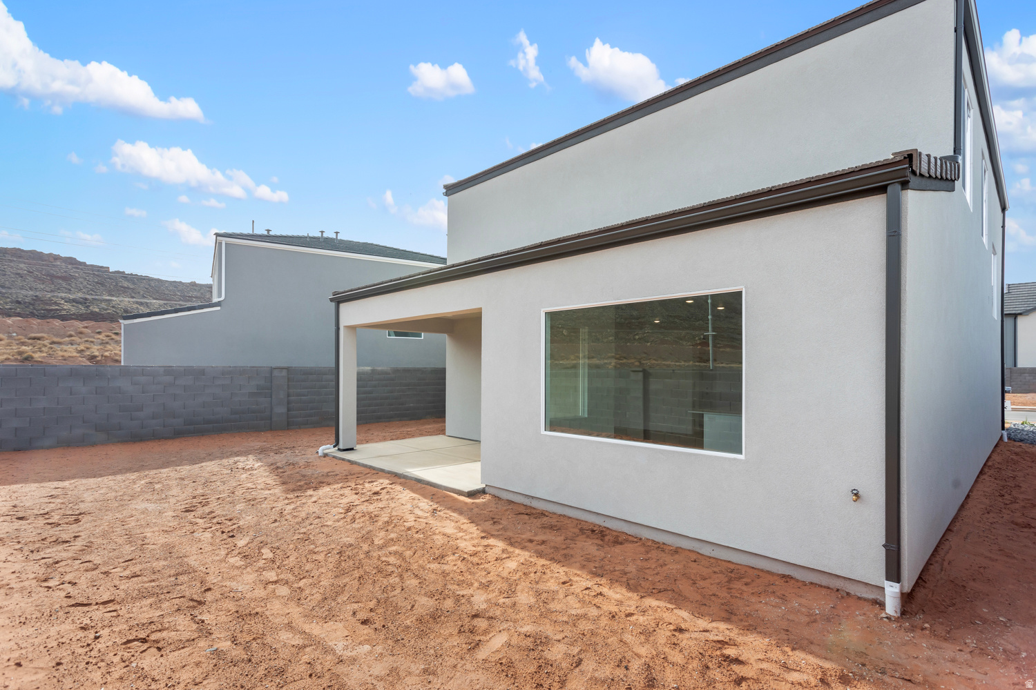 STANDING ROCK WEST AT LONG VALLEY - Residential