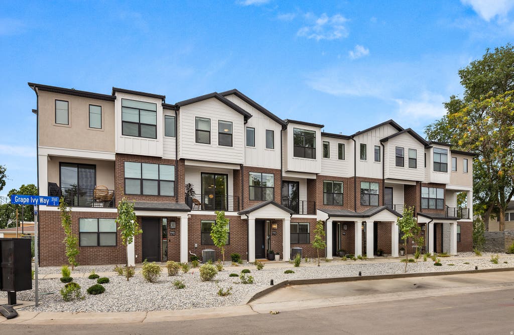 Photo of 3783 S GRAPE IVY CT E #103, Millcreek, UT 84106 (MLS # 2178637)
