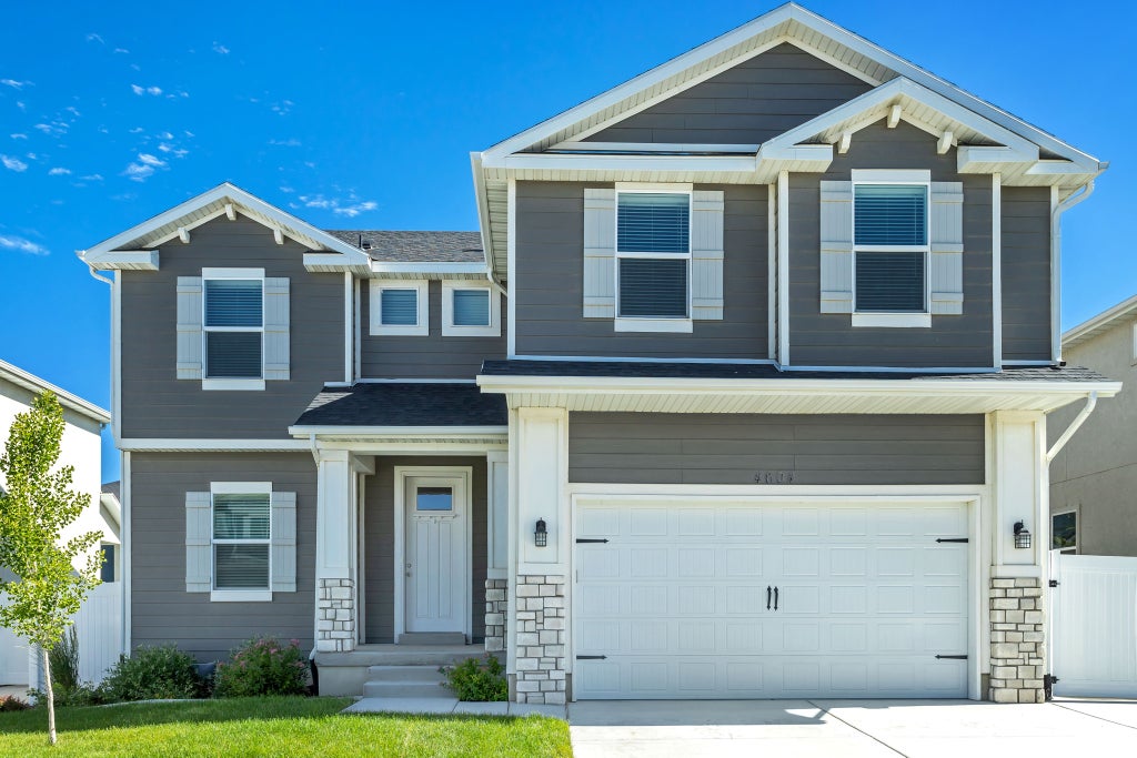 Photo of 4604 E FLOWER PT N, Eagle Mountain, UT 84005 (MLS # 2186634)