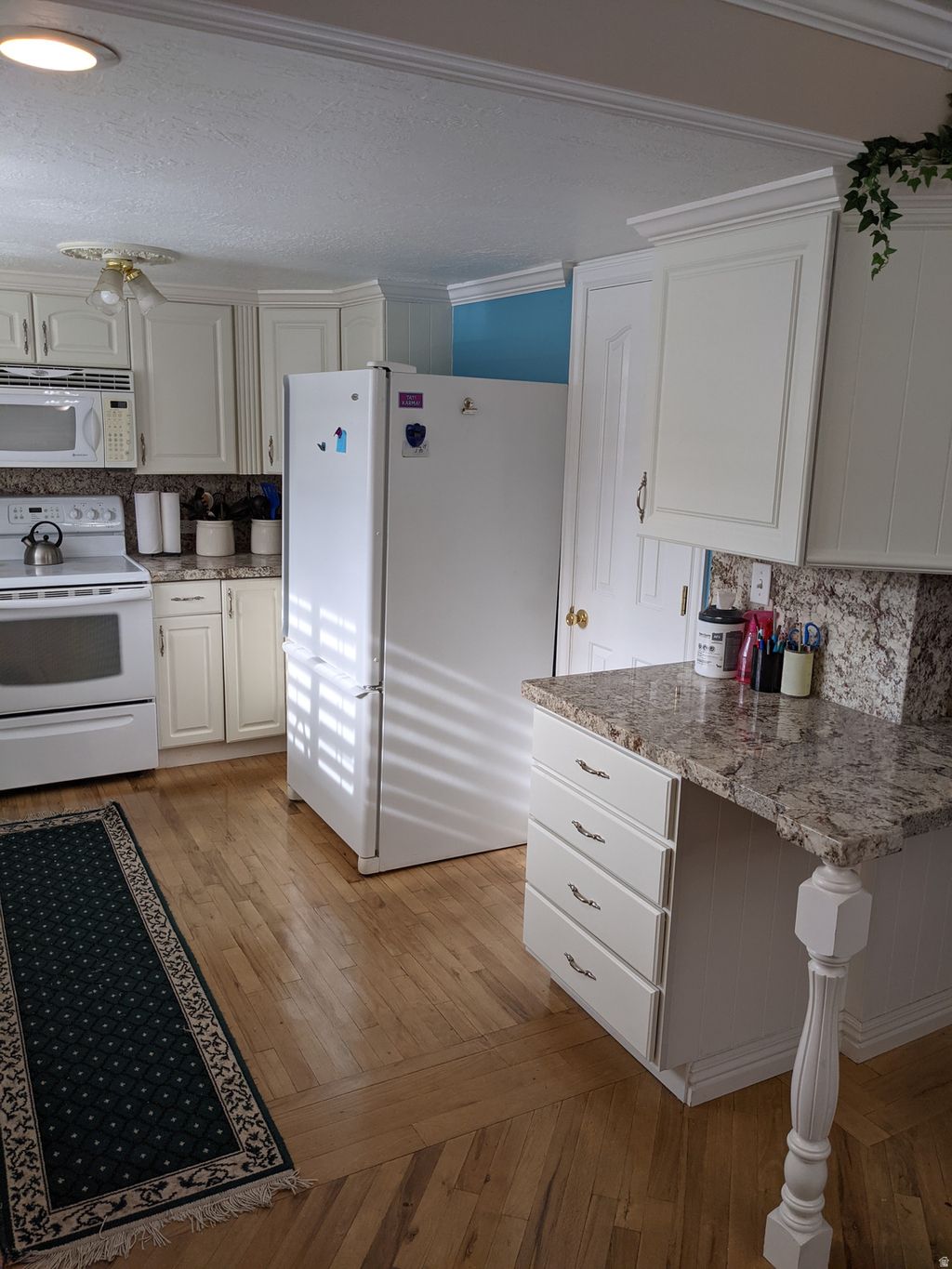 Photo of 765 E THREE FOUNTAINS CIR #28, Murray, UT 84107 (MLS # 2141284)