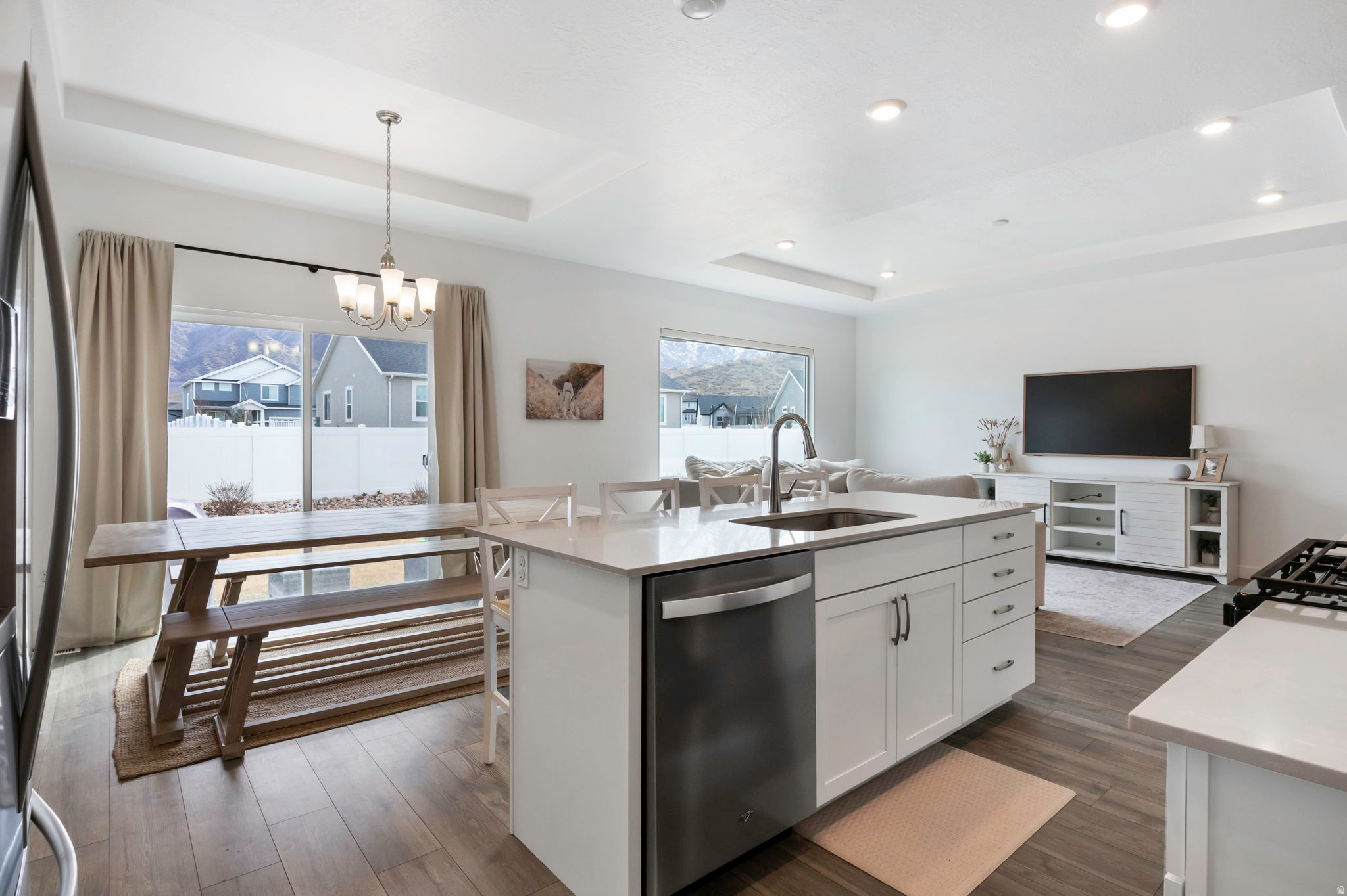 FOOTHILL VILLAGE - Residential