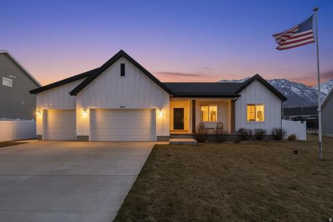 Tiny photo for 949 S RED CLIFF DR, Santaquin, UT 84655 (MLS # 2142496)