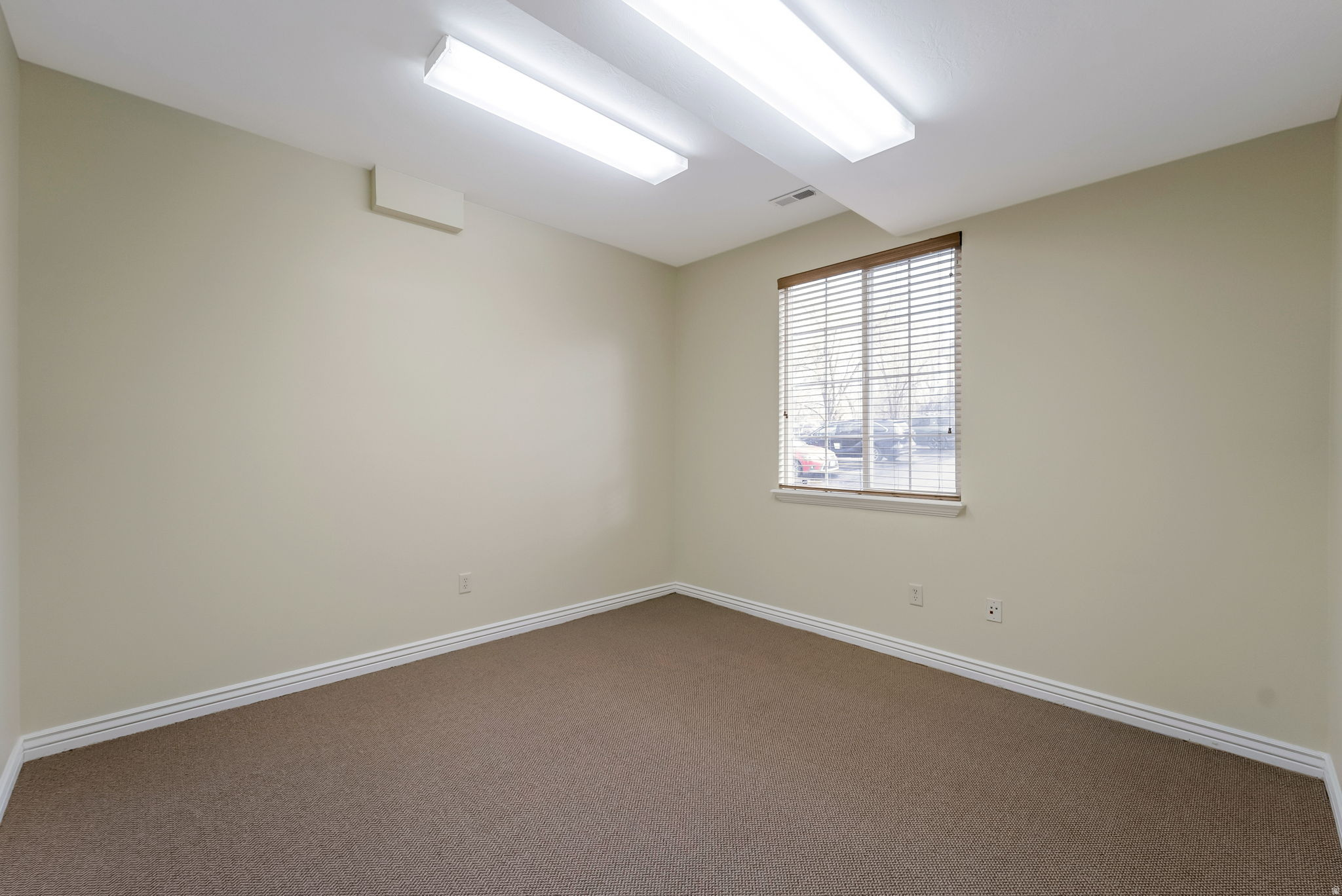 PARK - Commercial Lease