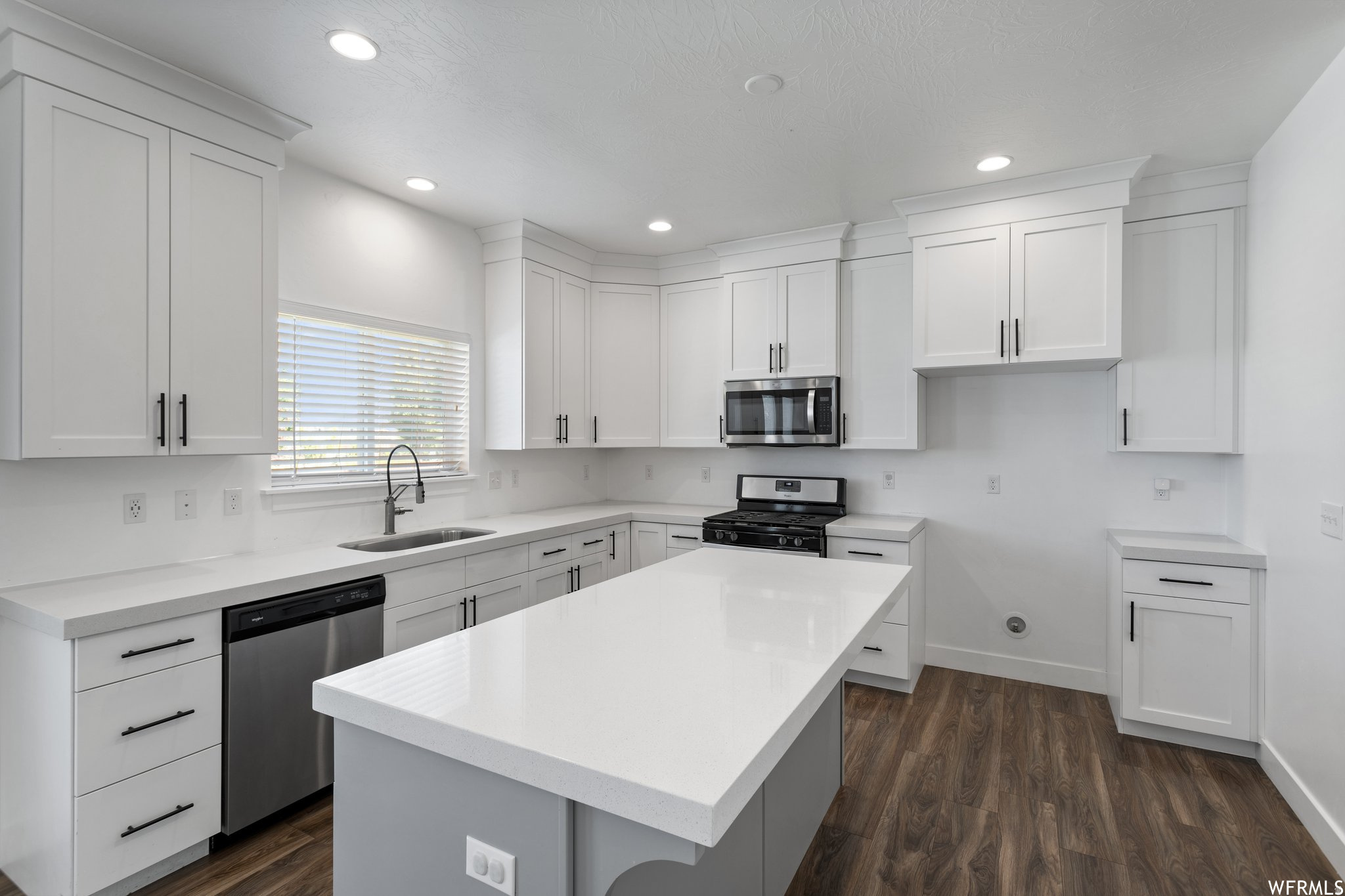 BRIDGEPORT AT WATERS - Residential