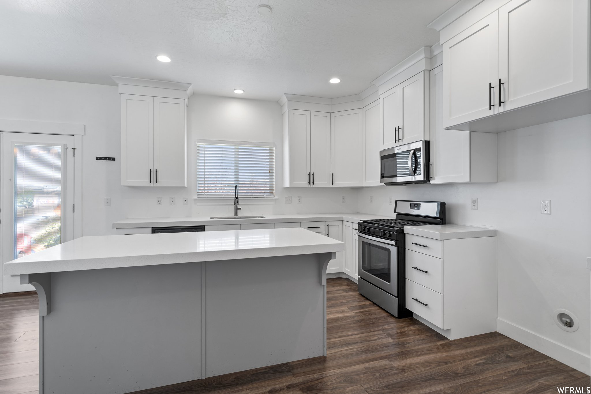 BRIDGEPORT AT WATERS - Residential