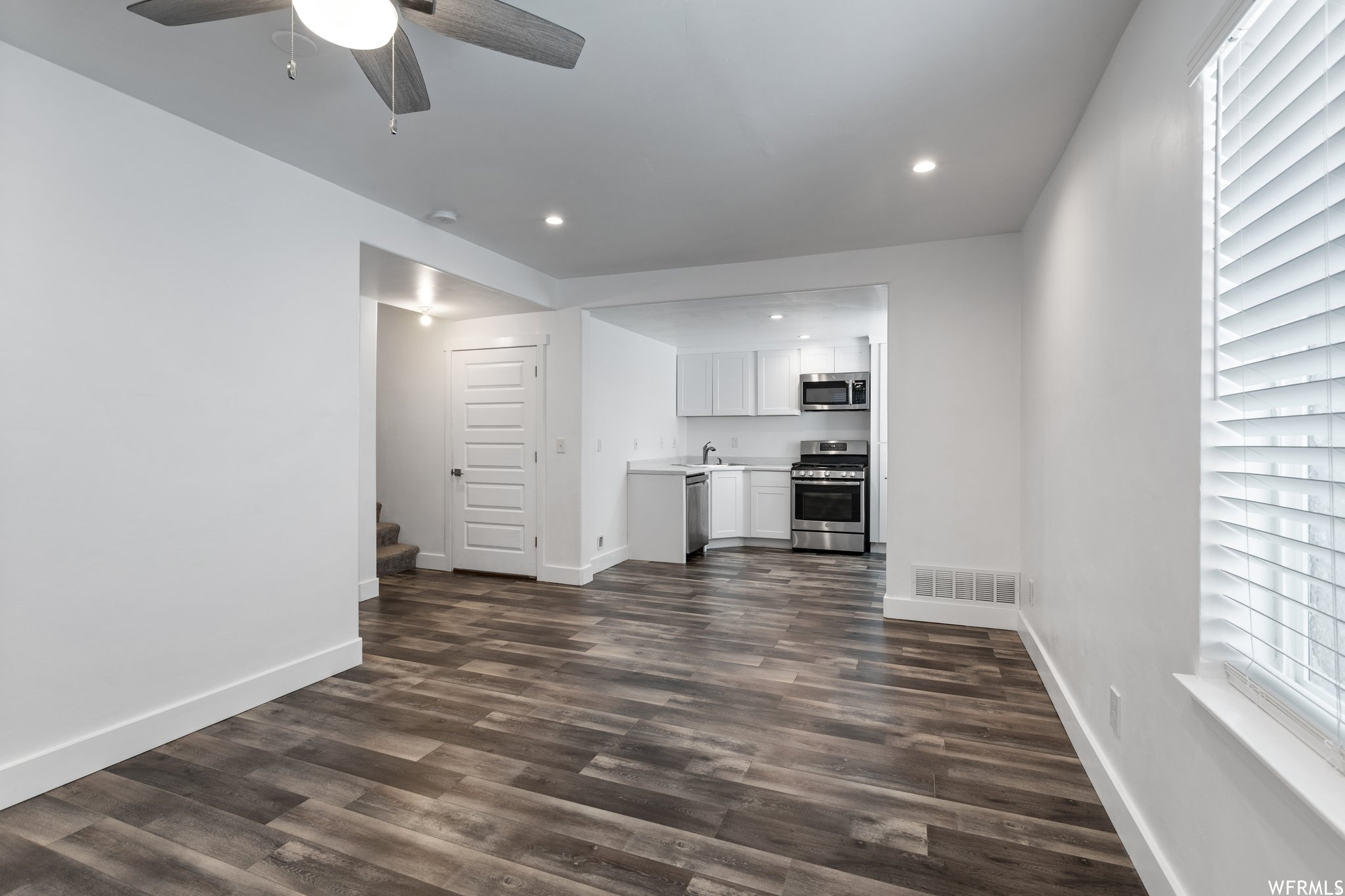 BRIDGEPORT AT WATERS - Residential