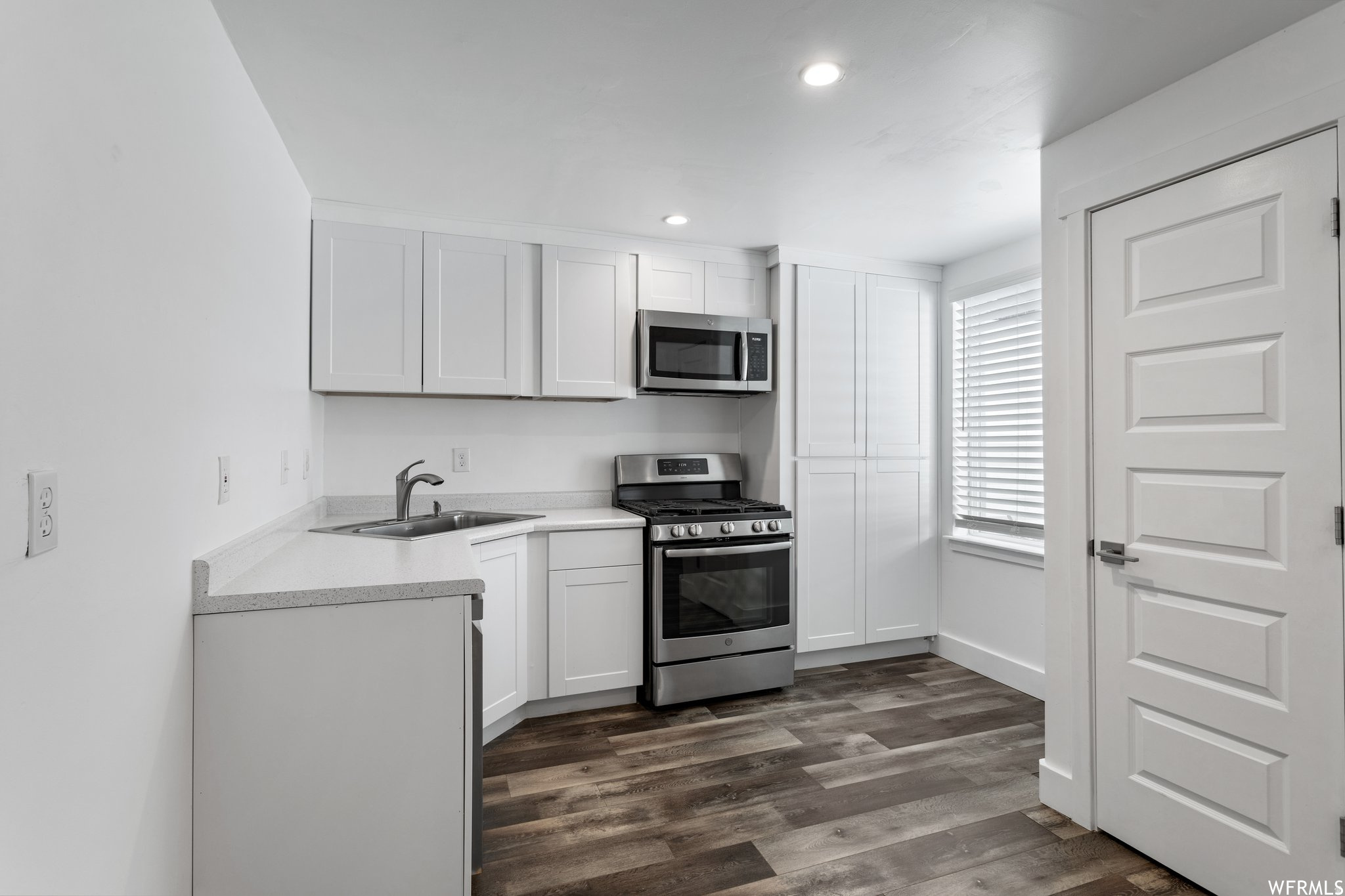 BRIDGEPORT AT WATERS - Residential