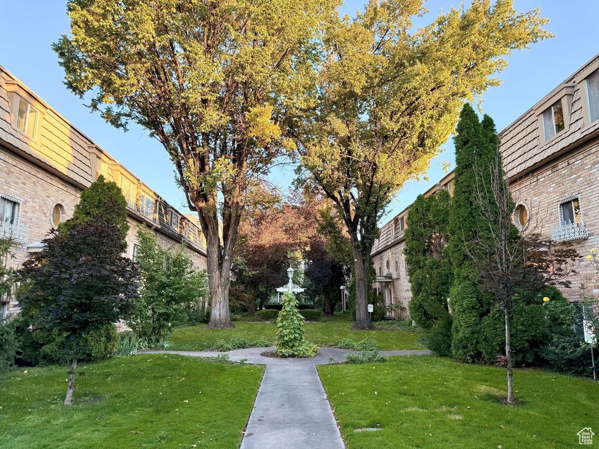 AIX LA CHAPELLE - Residential