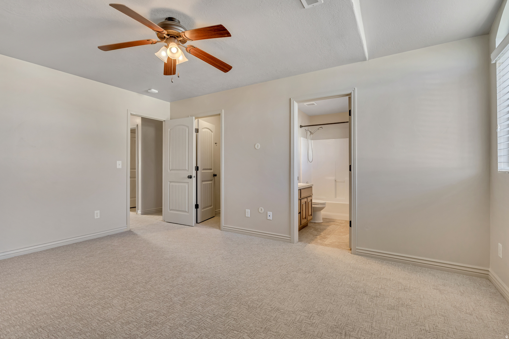 CAMELOT COVE - Residential