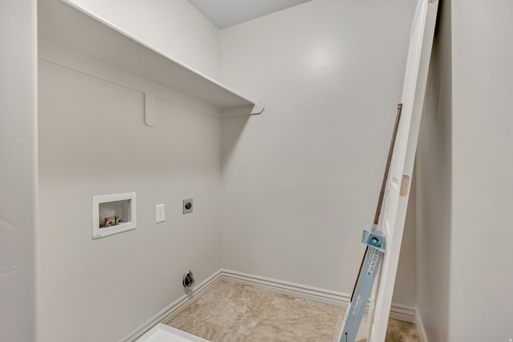 CAMELOT COVE - Residential