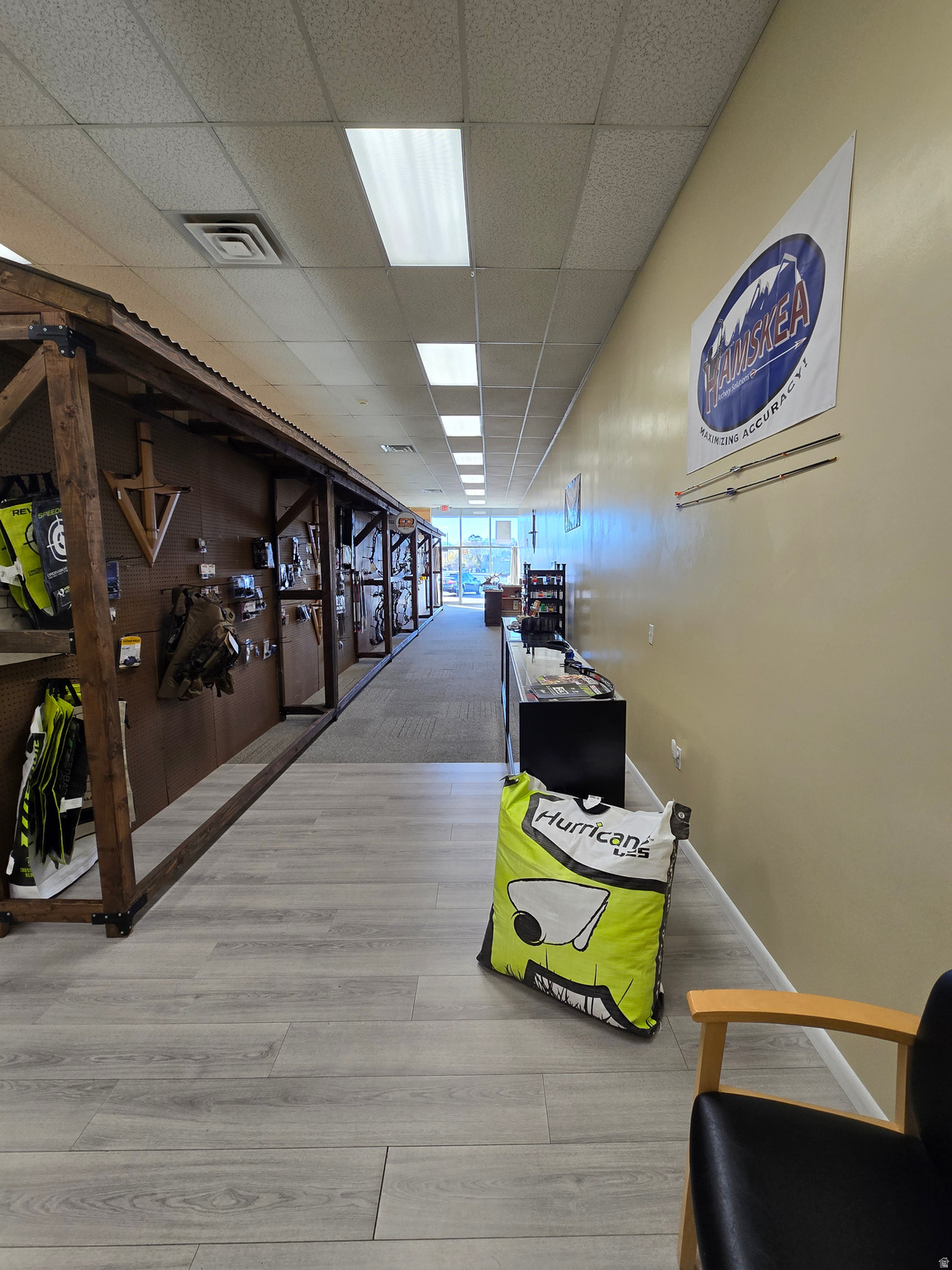 VALLEY MALL - Commercial Lease