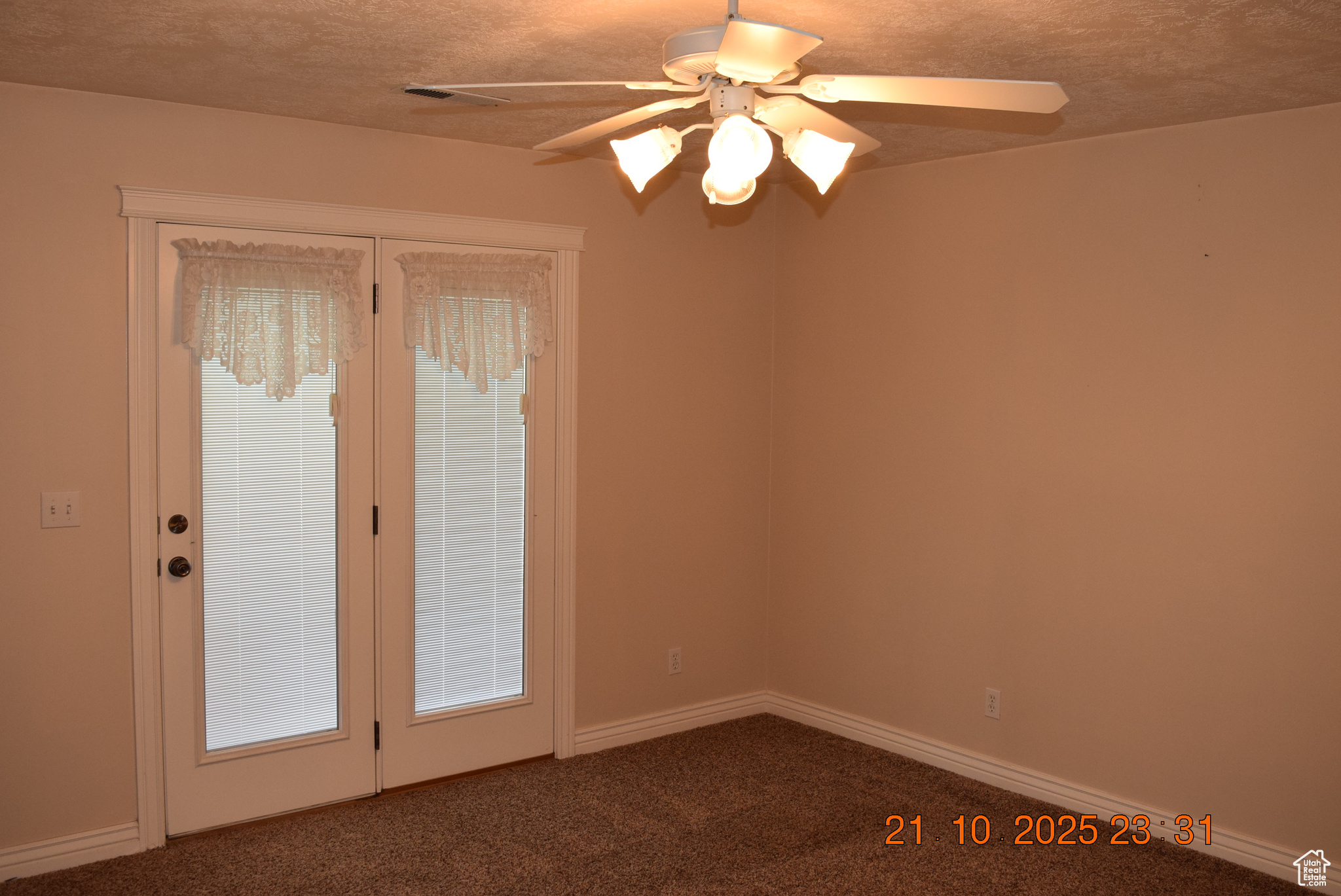 COTTAGES AT COLONIAL SPRINGS - Residential