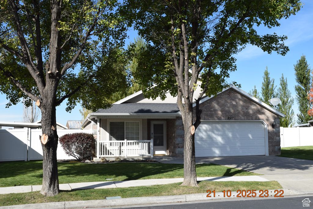 Photo of 2517 N DORCHESTER AVE, Harrisville, UT 84414 (MLS # 2119087)