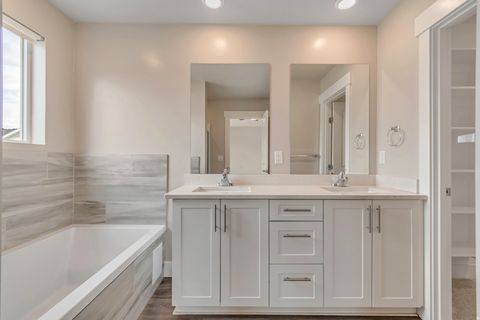 Tiny photo for 1052 W 1970 S, Orem, UT 84058 (MLS # 2147114)