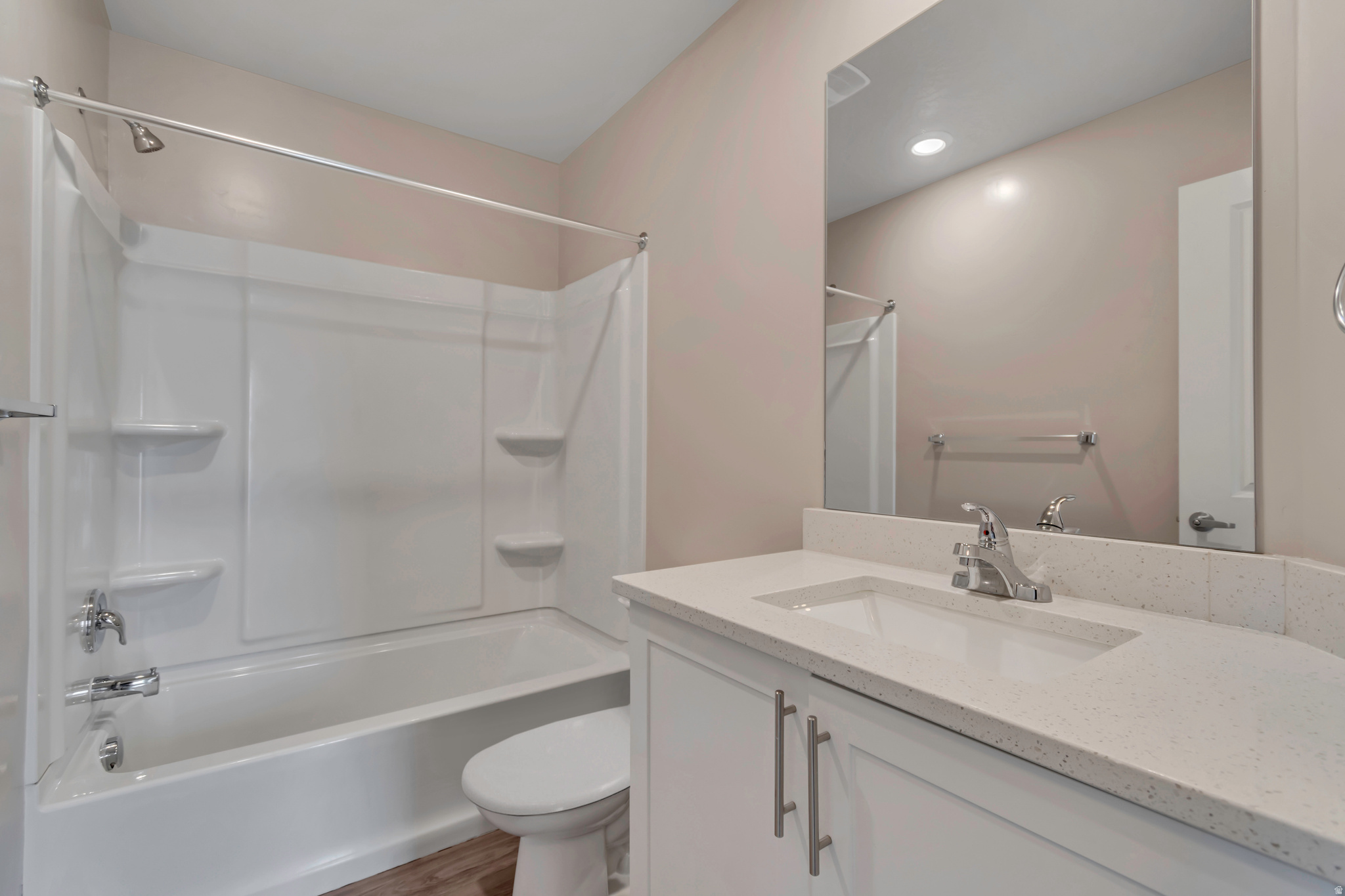 LAKEVIEW - Residential