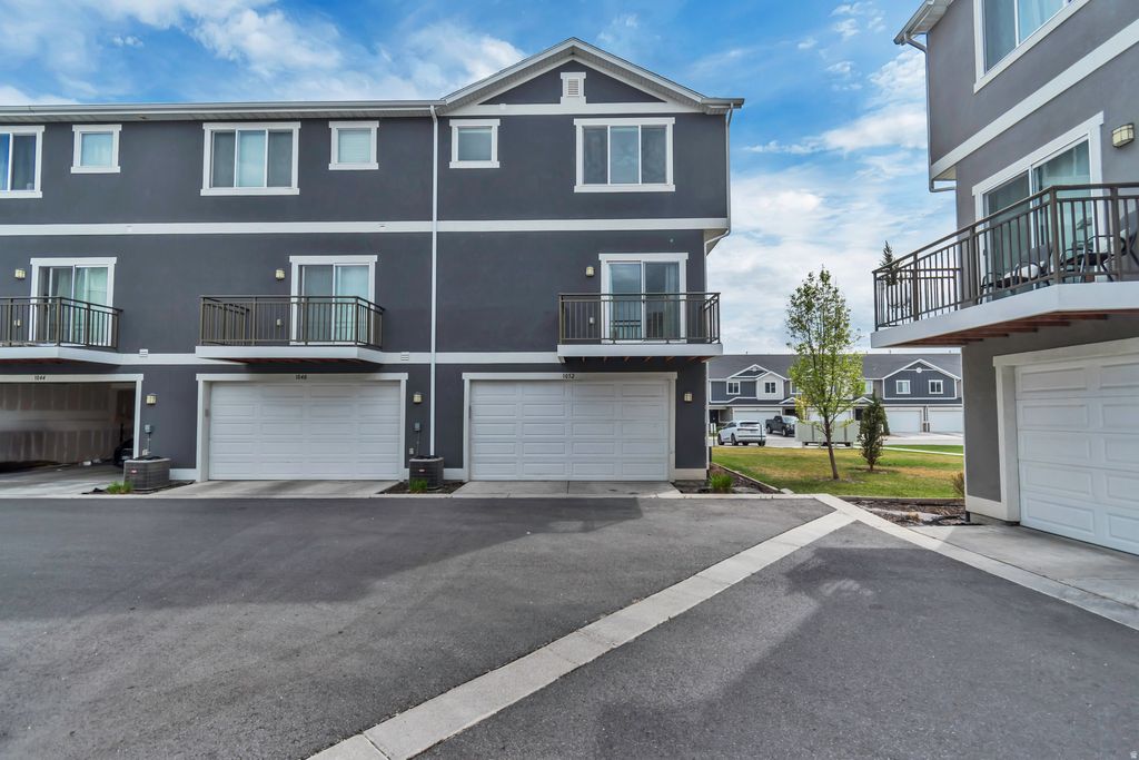 Photo of 1052 W 1970 S, Orem, UT 84058 (MLS # 2147114)