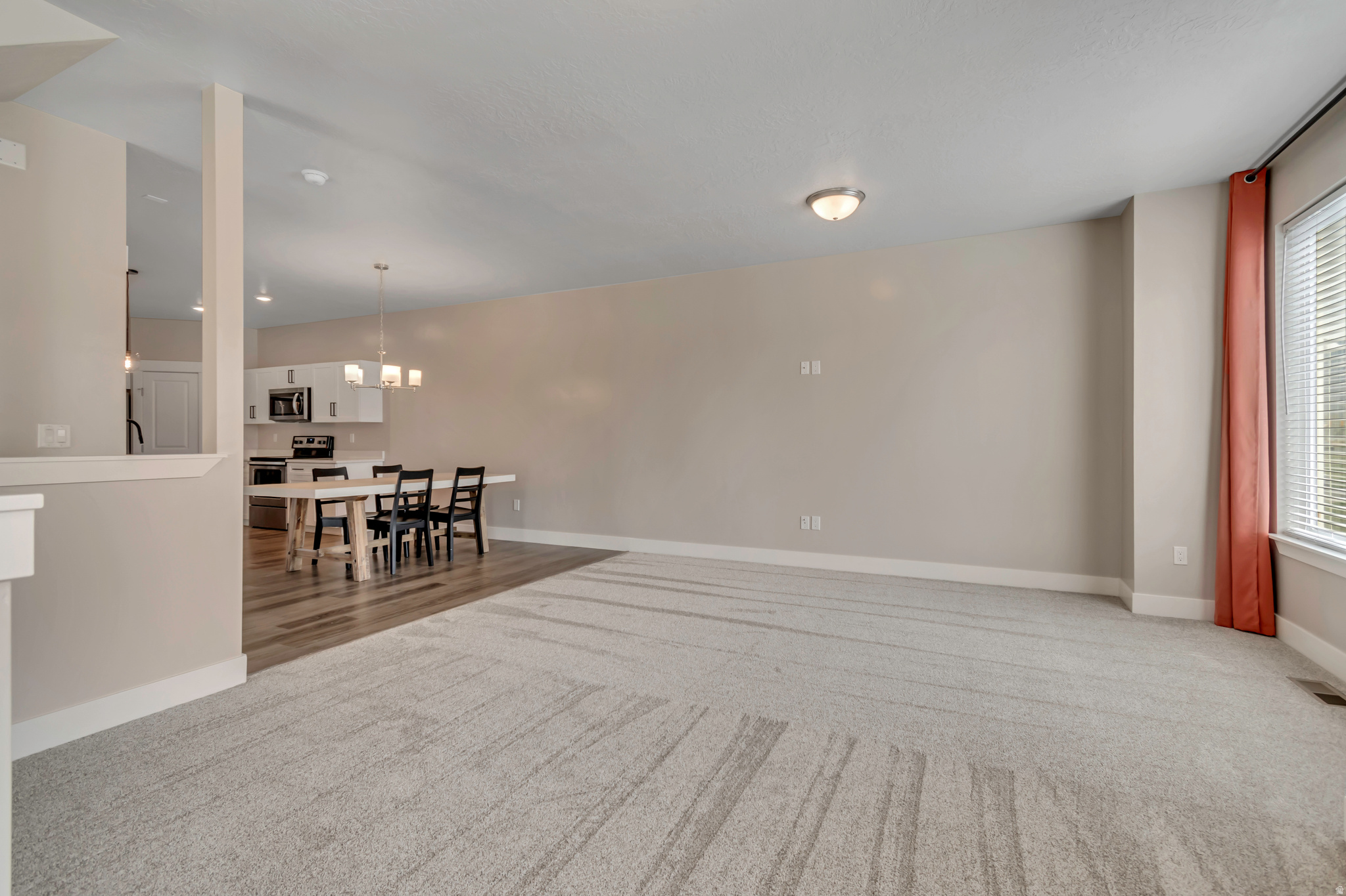 LAKEVIEW - Residential