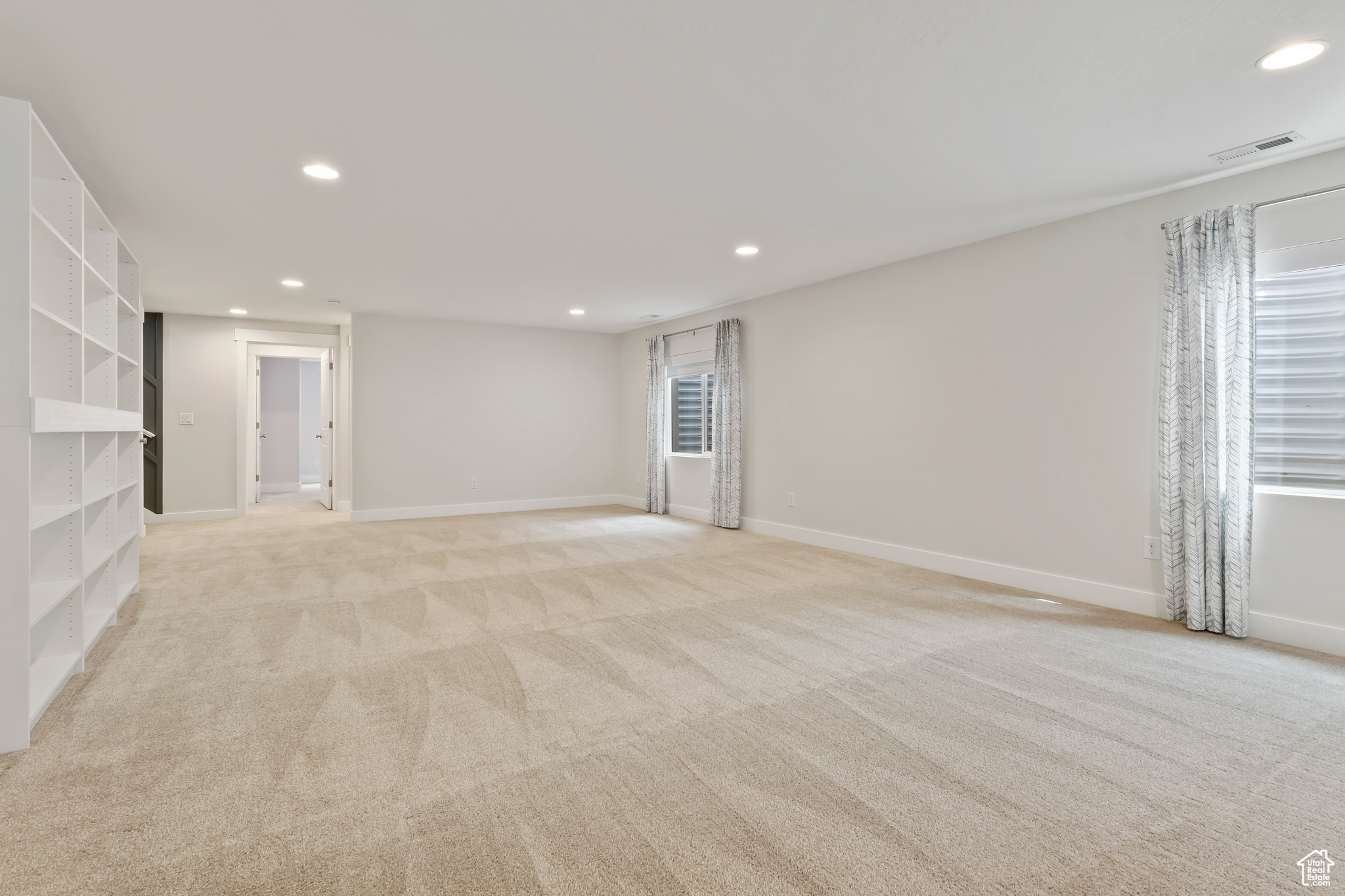 6581 W Shawnee Marie Way, Herriman, Utah image 25