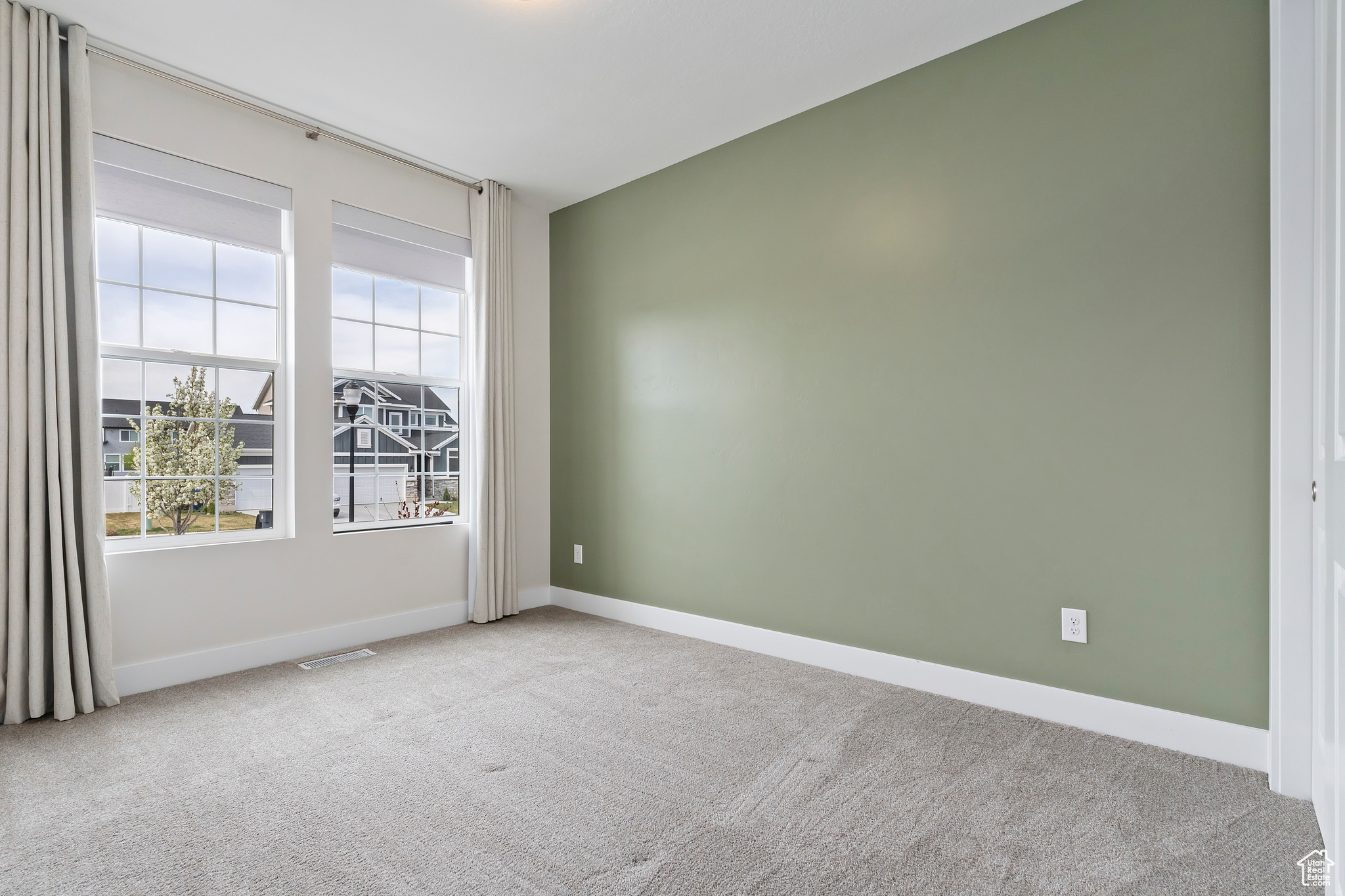 6581 W Shawnee Marie Way, Herriman, Utah image 23