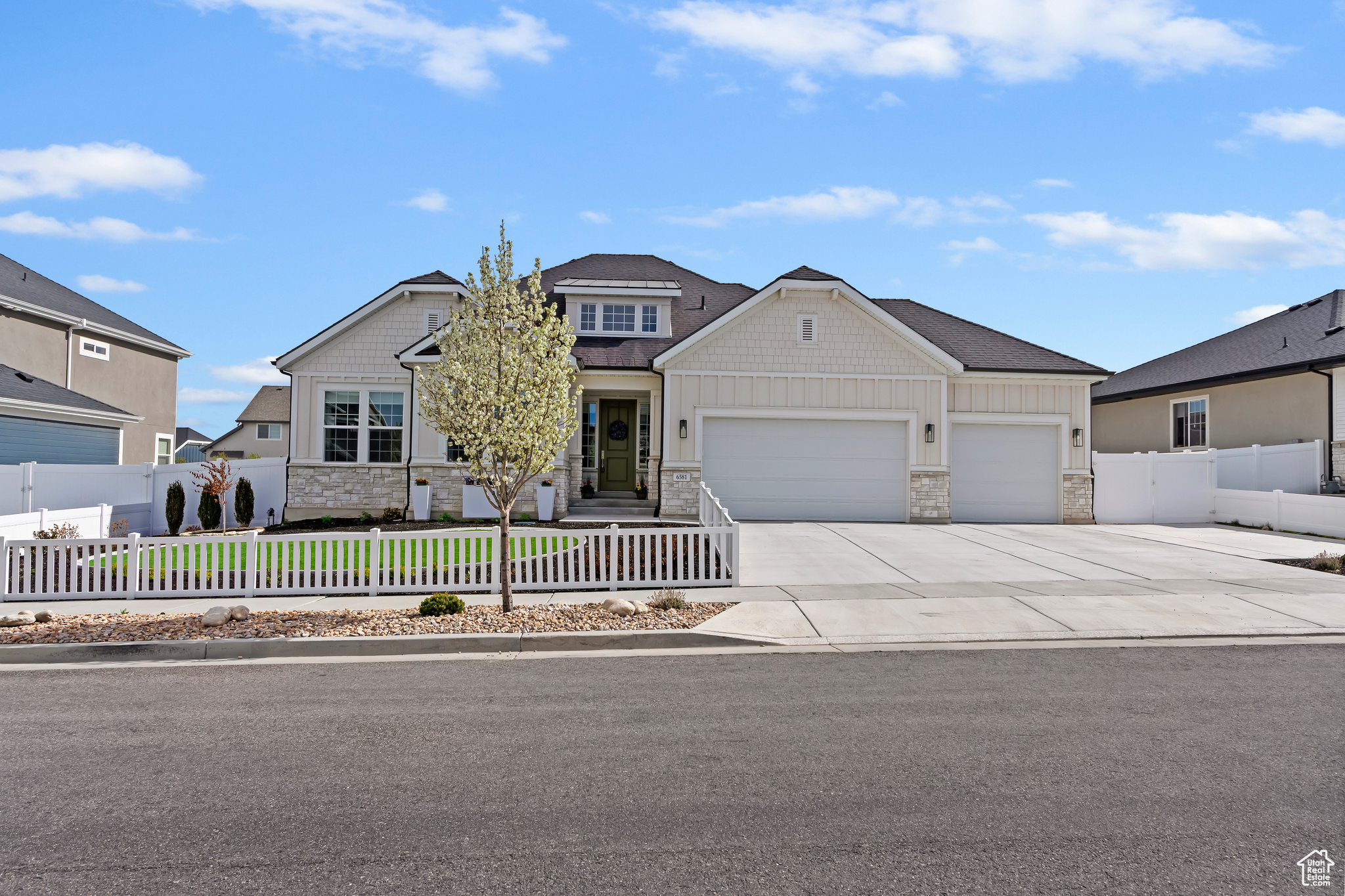 6581 W Shawnee Marie Way, Herriman, Utah image 2