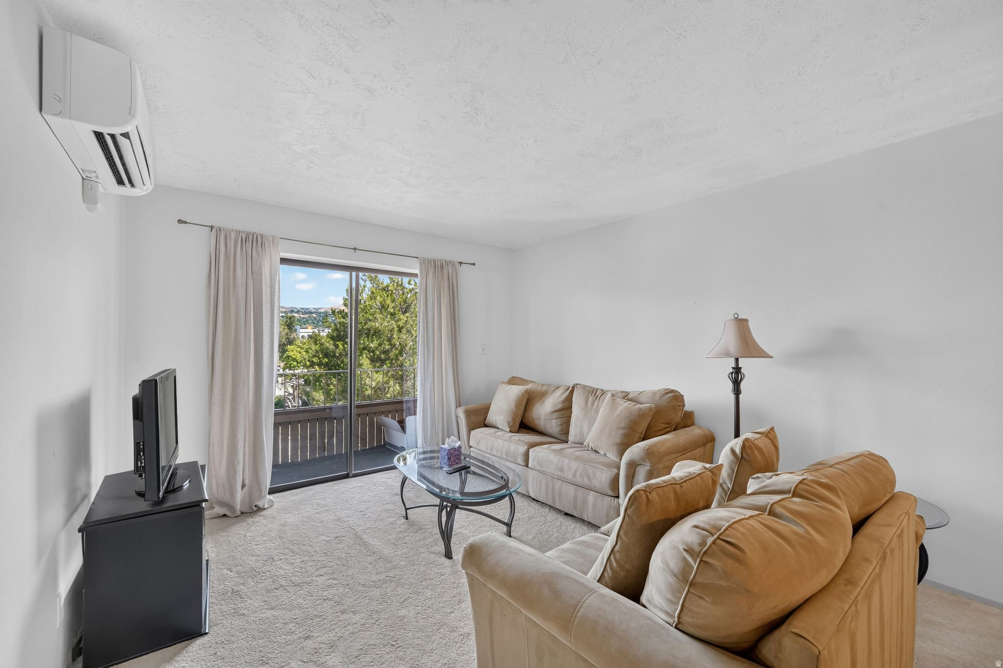 Photo 1 of 28 — 339 E 600 S 1404, Salt Lake City, UT 84111